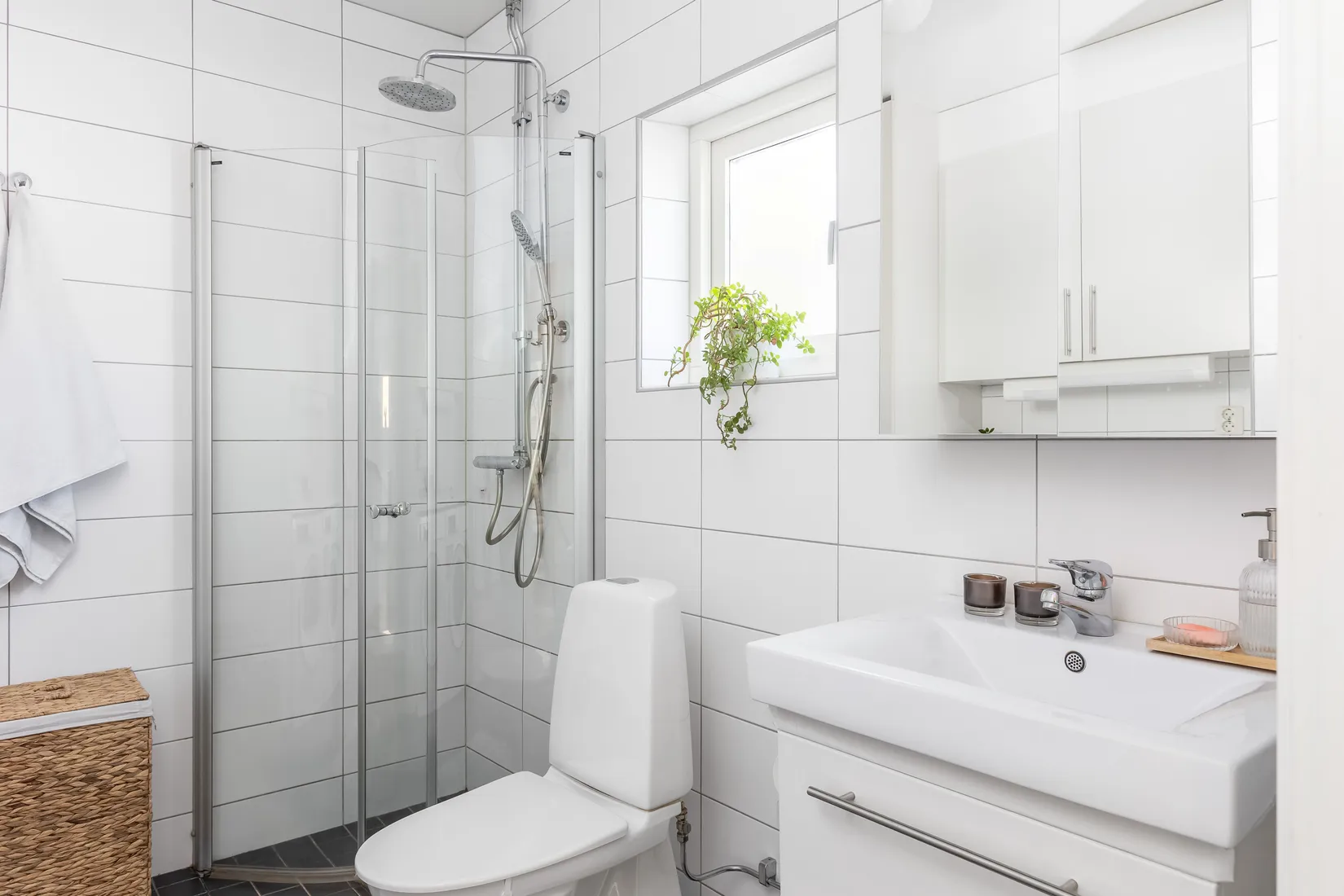 Radhus, Vårbrisvägen 8, Tallboda, Linköping