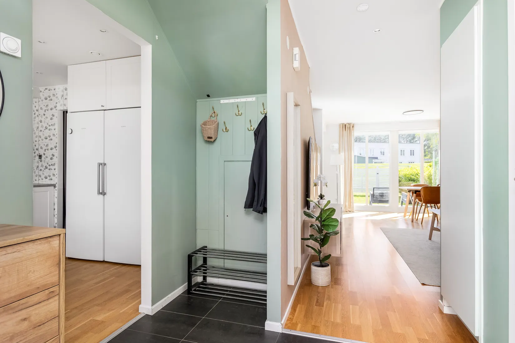 Radhus, Vårbrisvägen 8, Tallboda, Linköping