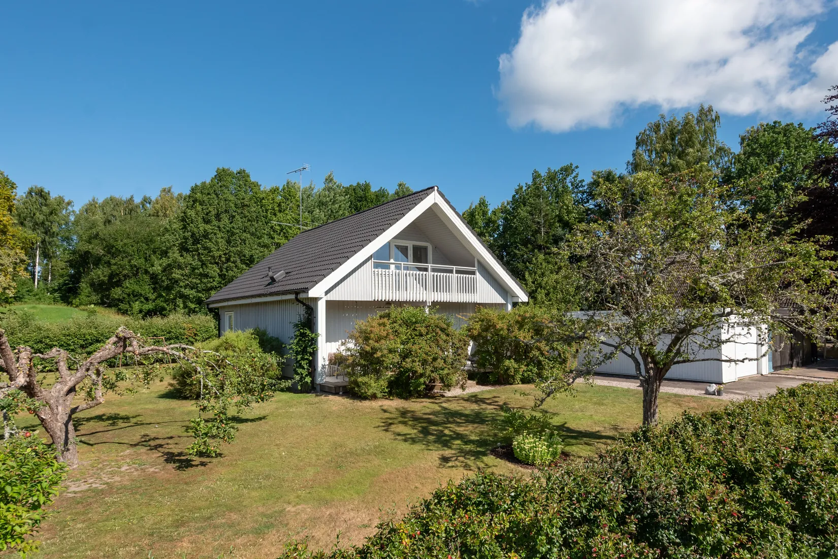 Villa, Linfrövägen 7, Stora Mellösa, Örebro