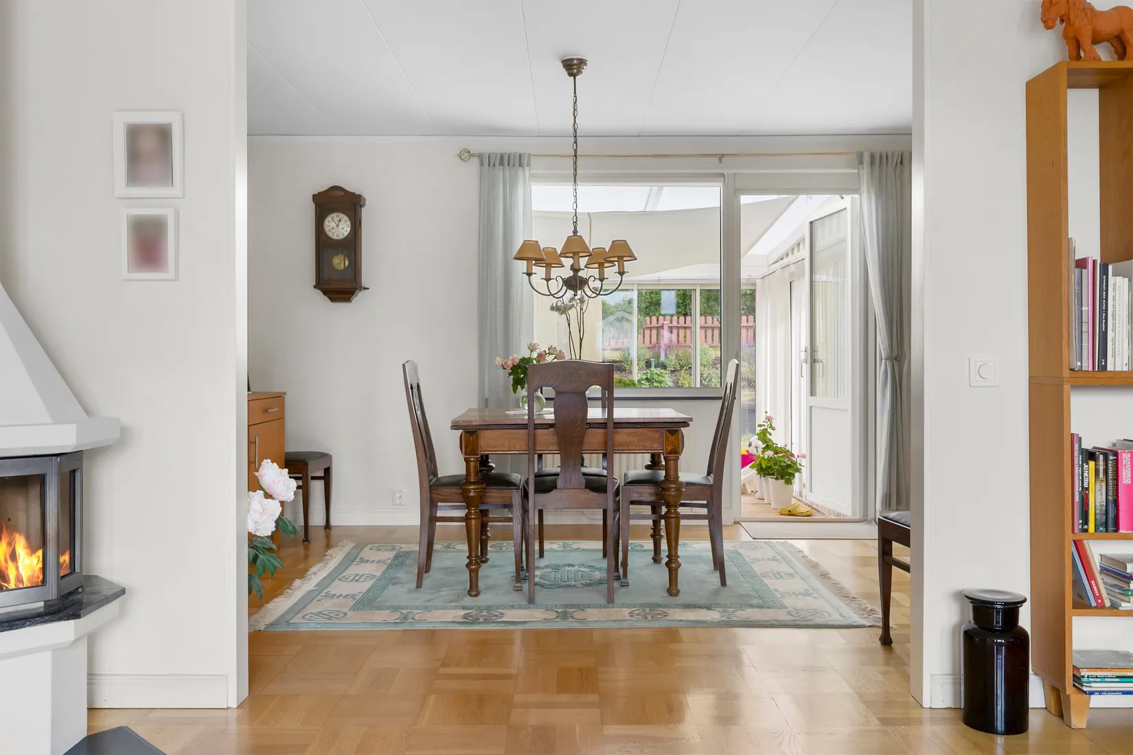Radhus, Hällsbovägen 49, Sigtuna - Hällsbo, Sigtuna