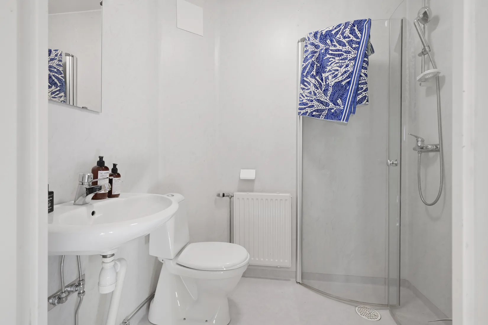 Radhus, Tellusgränd 27, Prästgårdsmarken/Prästhagen, Upplands Väsby