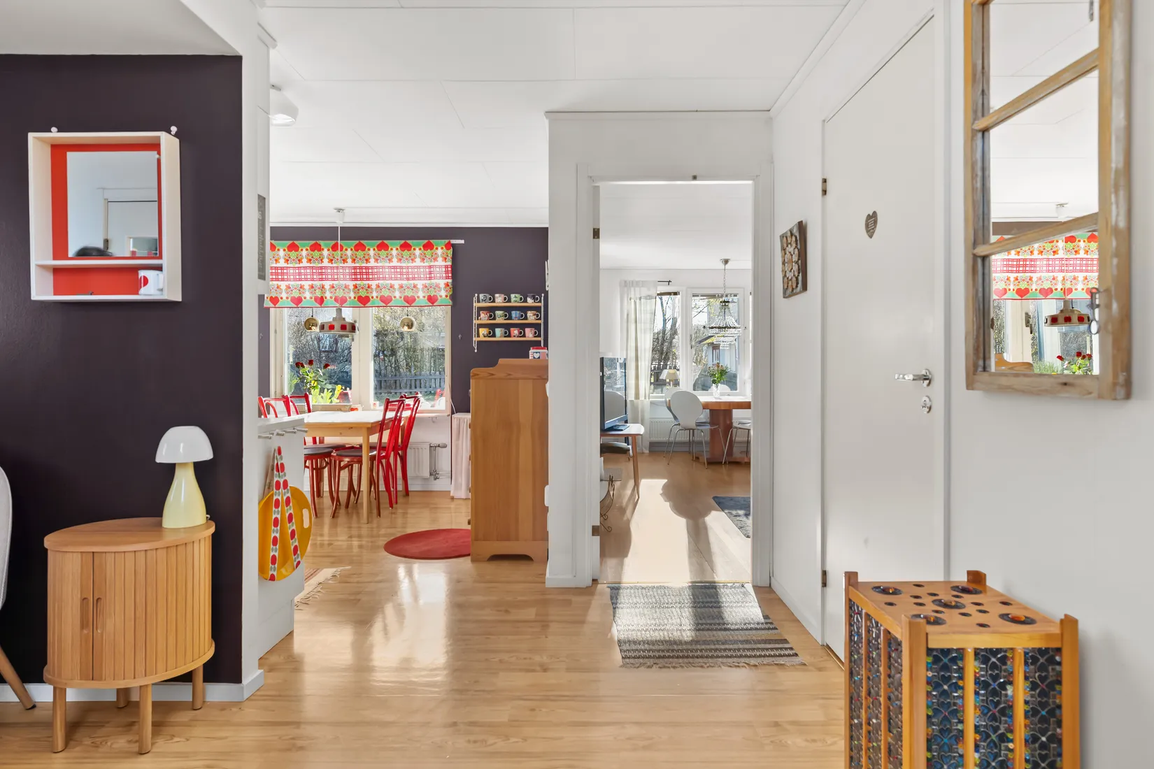 Radhus, Karlsbergsvägen 8, Sidsjö, Sundsvall
