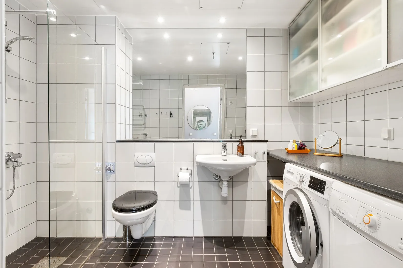 Bostadsrätt, Styresman Sanders Väg 8, våning 3/5, Beckomberga, Stockholm
