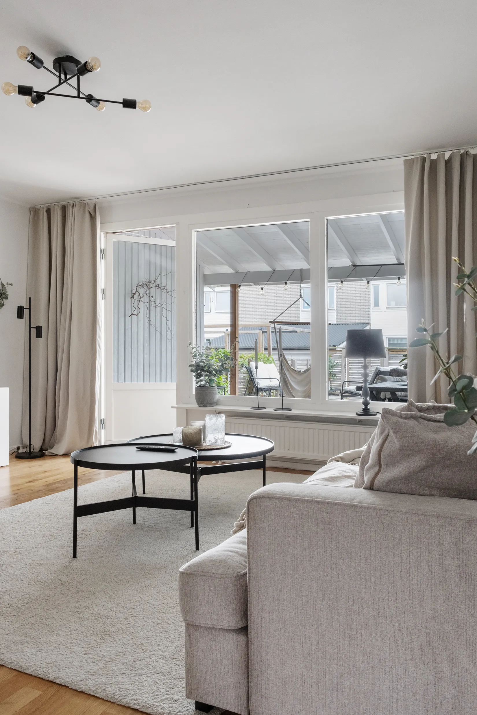 Radhus, Storegårdsvägen 25, Stavre, Trollhättan