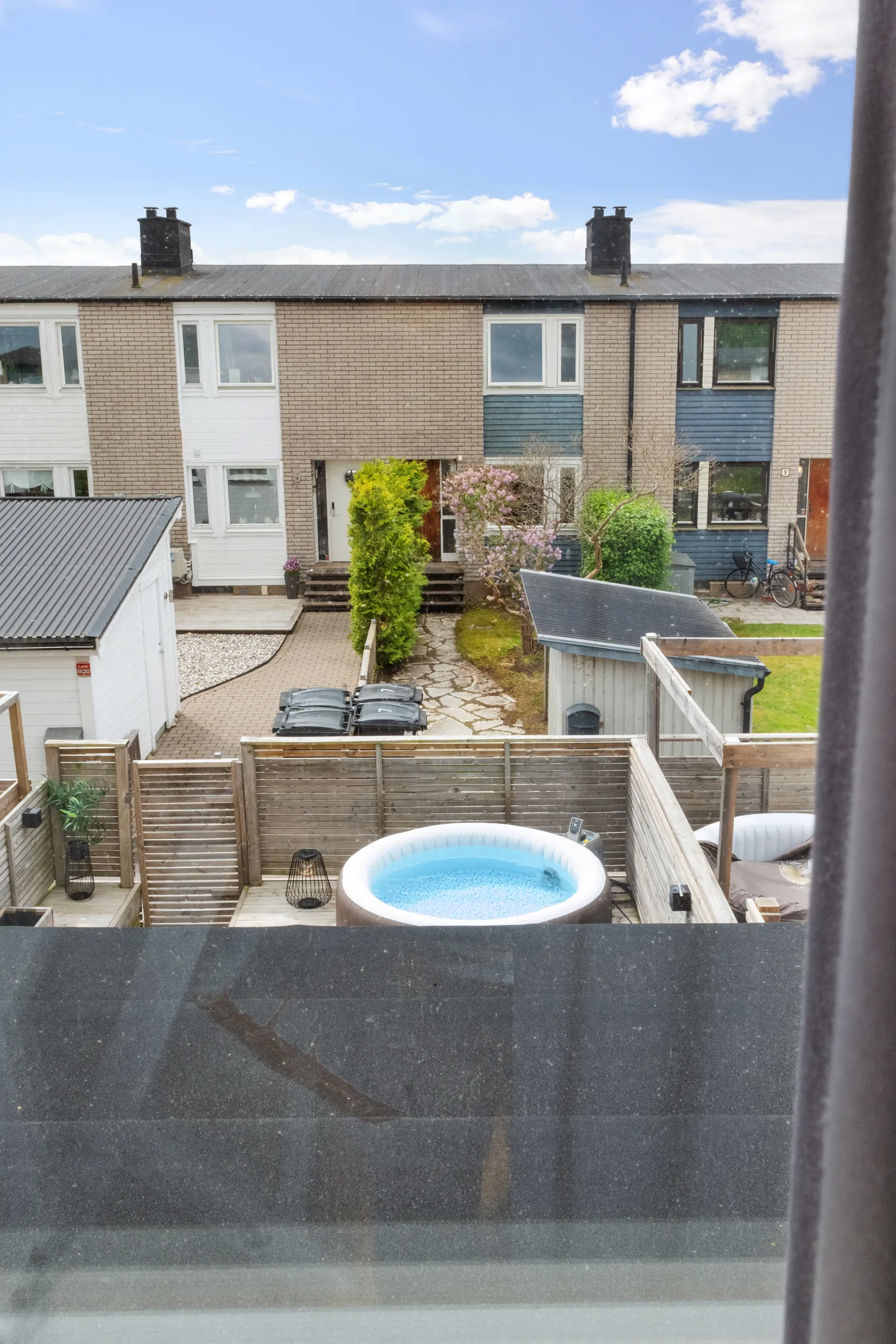 Radhus, Storegårdsvägen 25, Stavre, Trollhättan