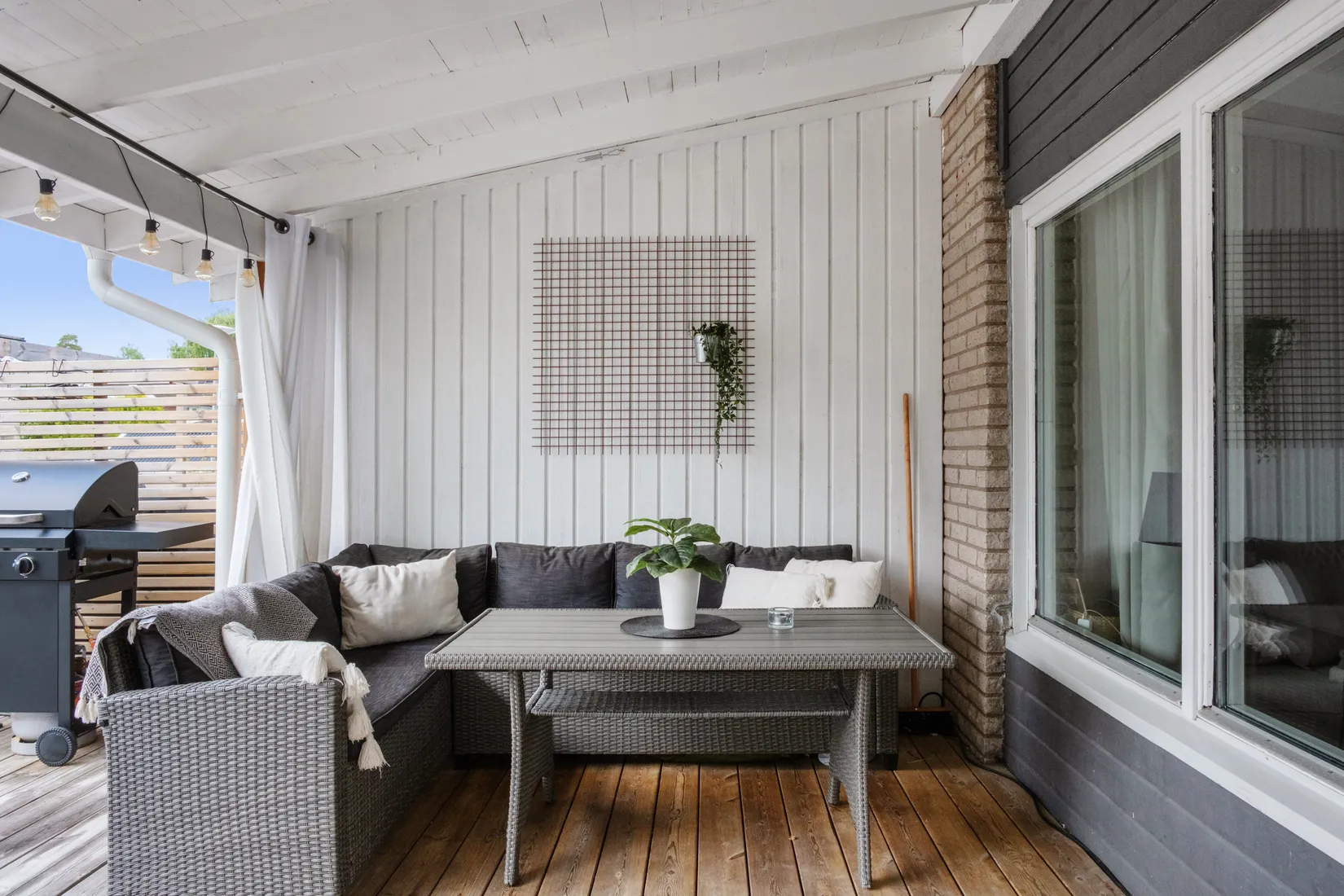 Radhus, Storegårdsvägen 25, Stavre, Trollhättan