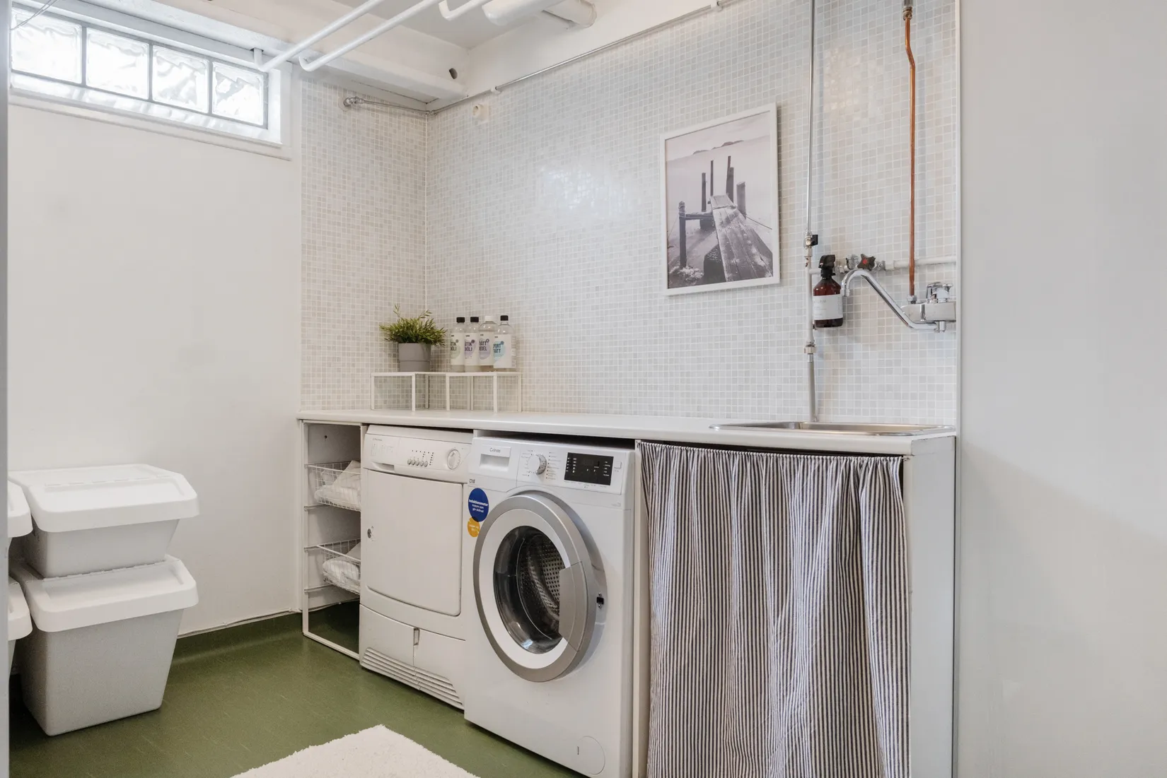 Radhus, Storegårdsvägen 25, Stavre, Trollhättan