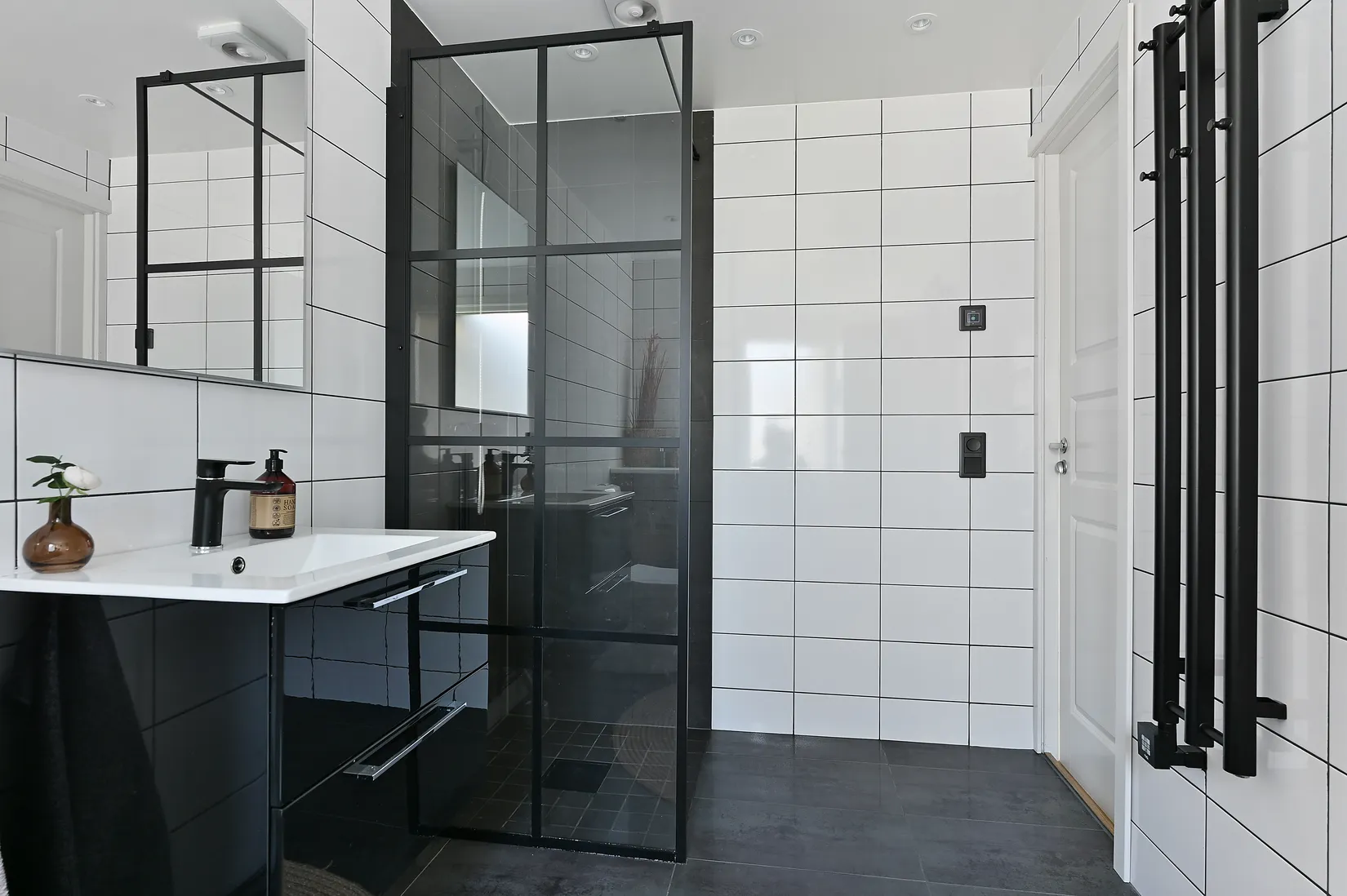 Villa, Håkansvägen 12, Gudö, Haninge