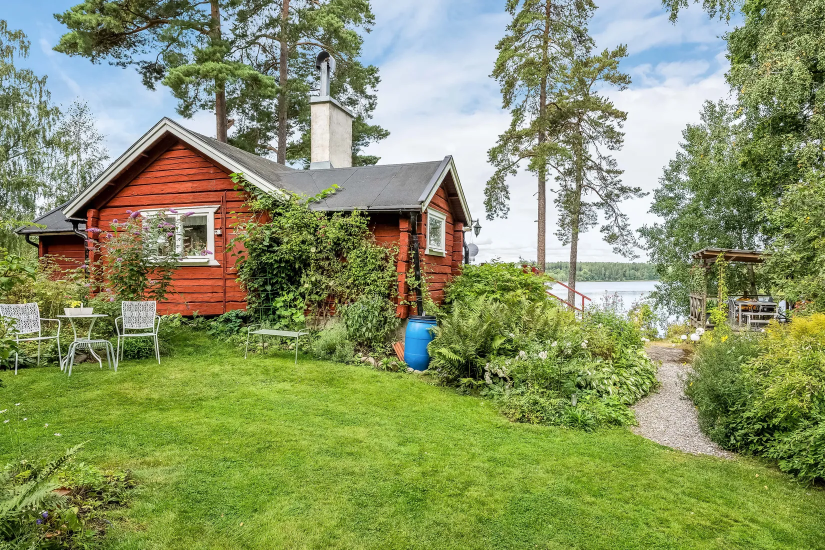 Villa, Hällerstad Sjöliden 8, Söderköping