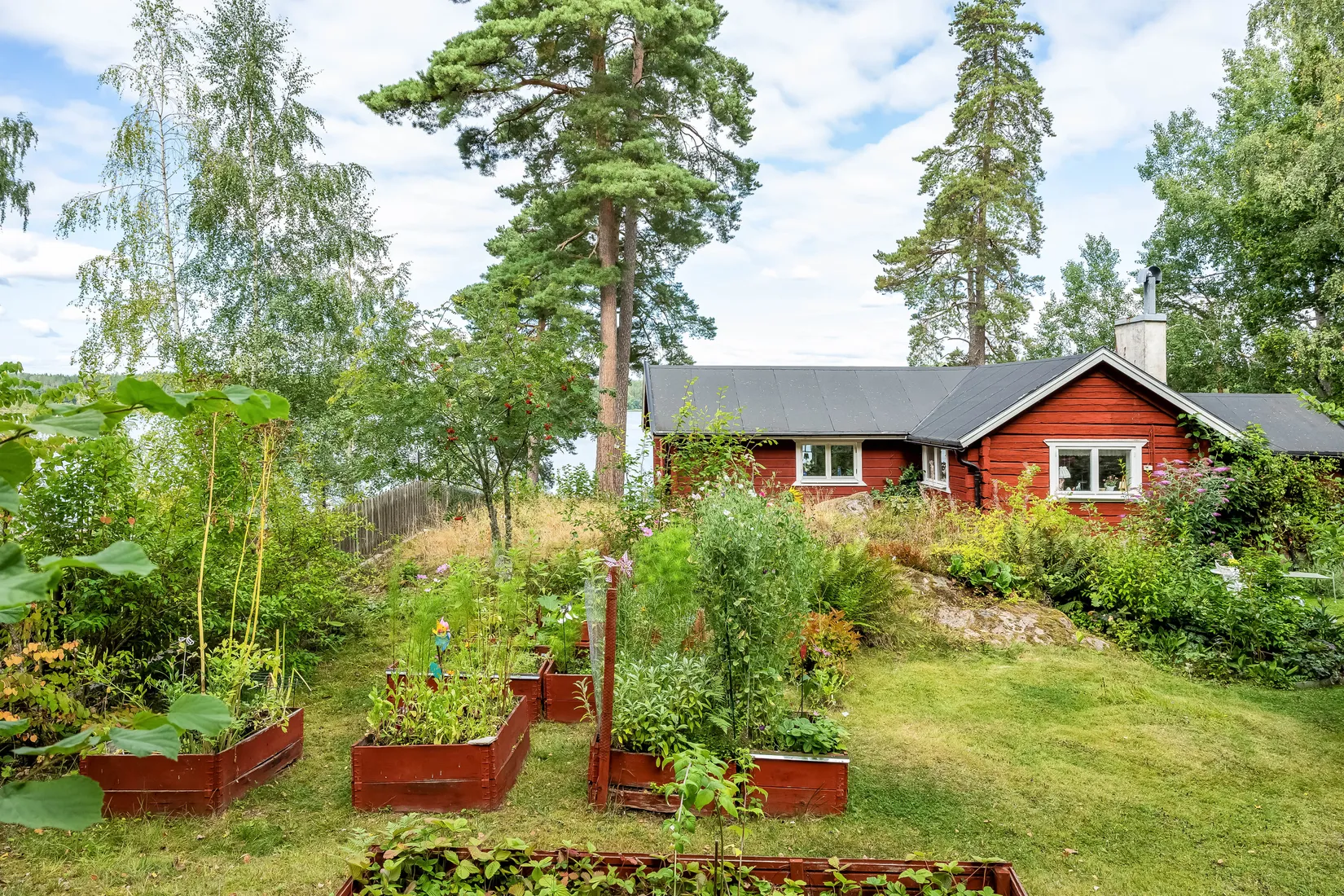 Villa, Hällerstad Sjöliden 8, Söderköping