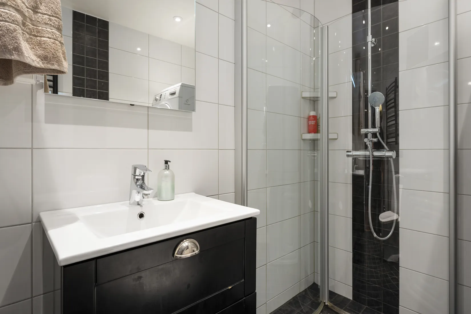 Bostadsrätt, Åkerbyvägen 326, Täby Centrum, Täby
