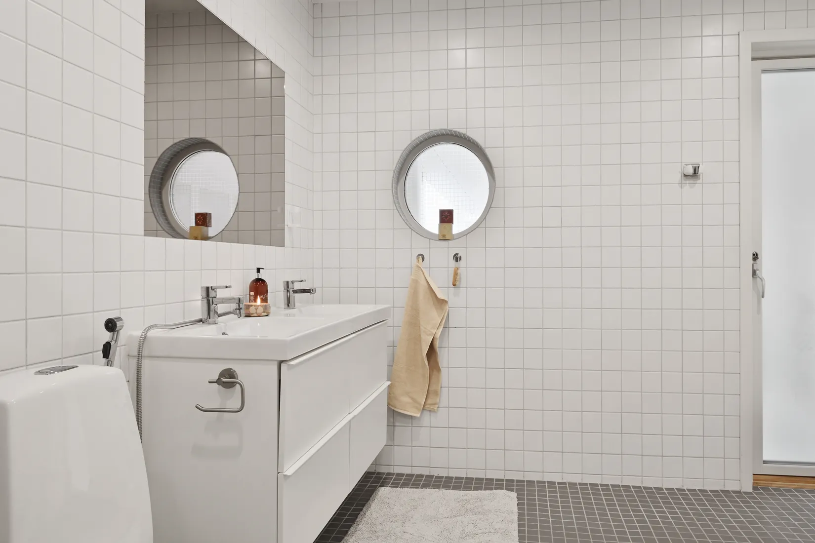 Radhus, Kårstagränd 17, Skälby, Upplands Väsby
