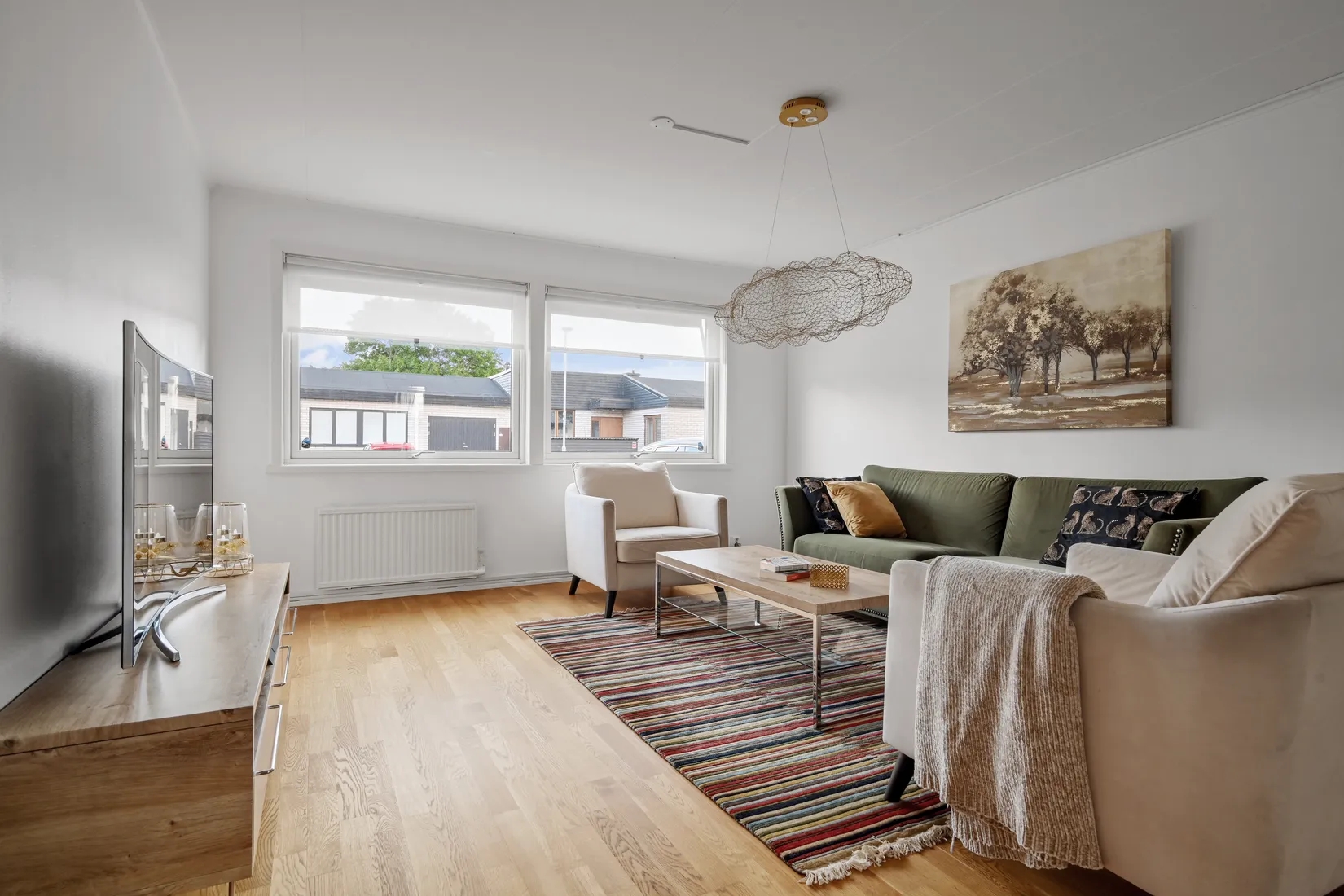 Radhus, Kårstagränd 17, Skälby, Upplands Väsby