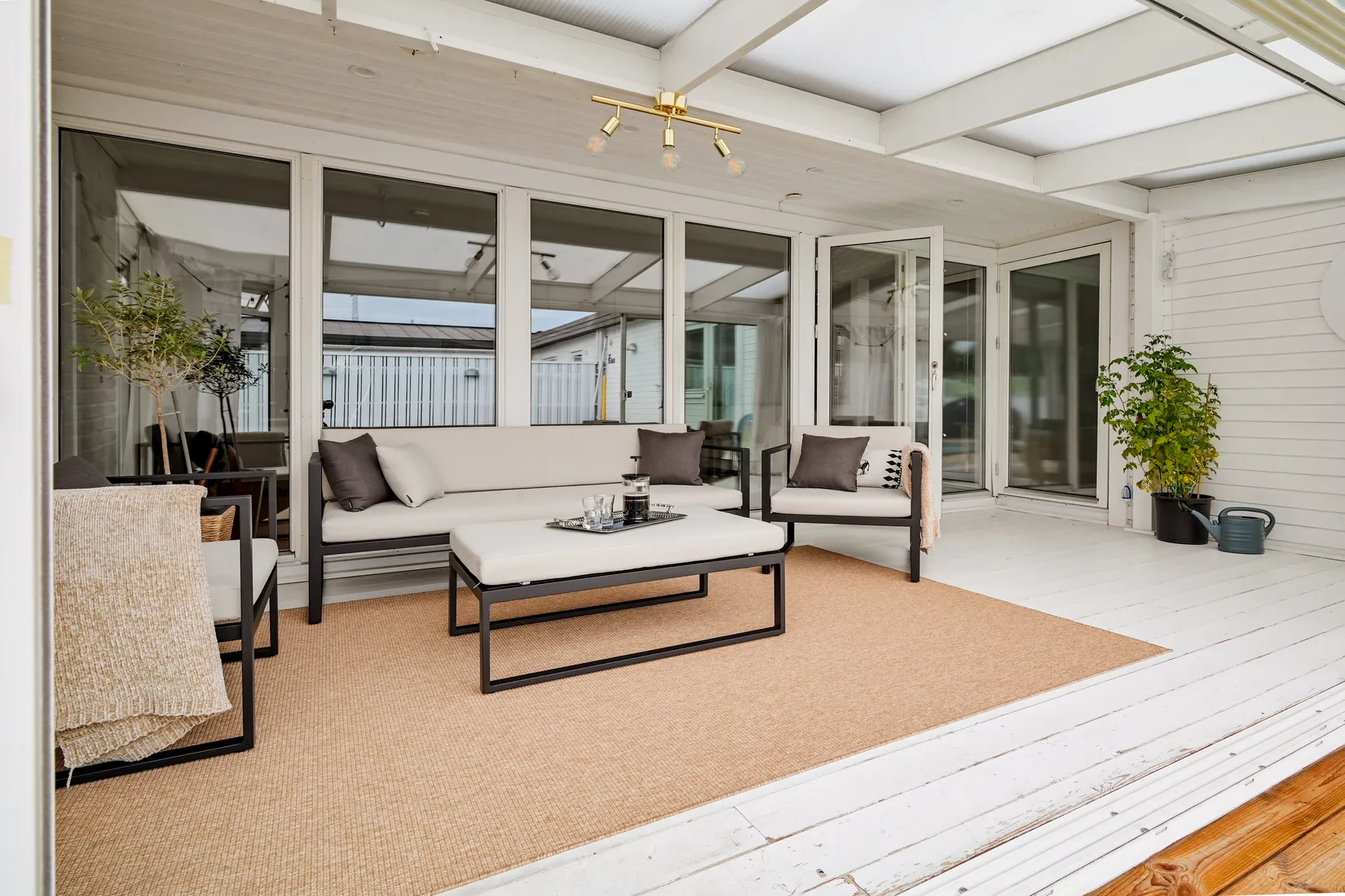 Radhus, Kårstagränd 17, Skälby, Upplands Väsby