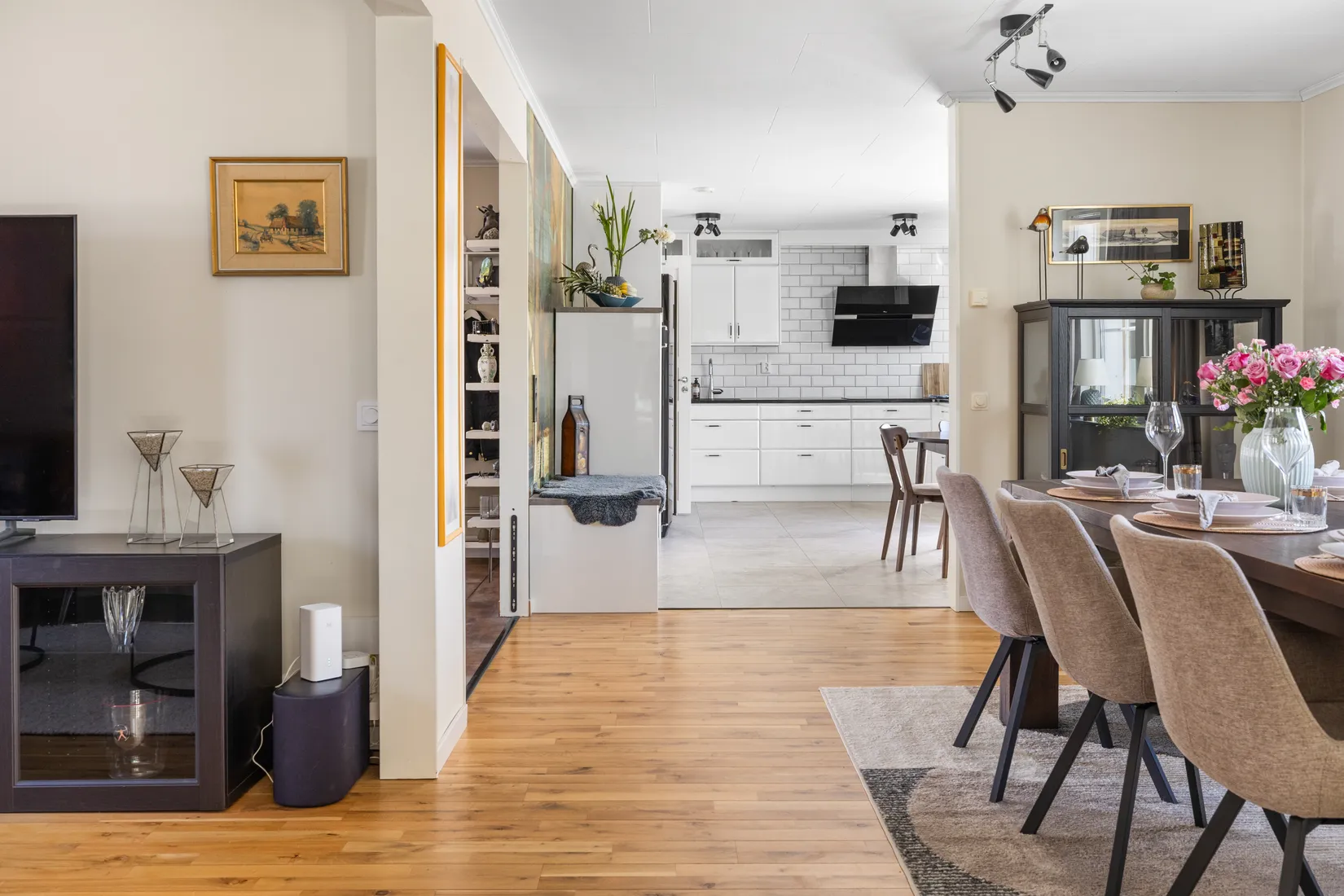 Villa, Möllebyggaregatan 8, Västra Sjöstaden, Ystad