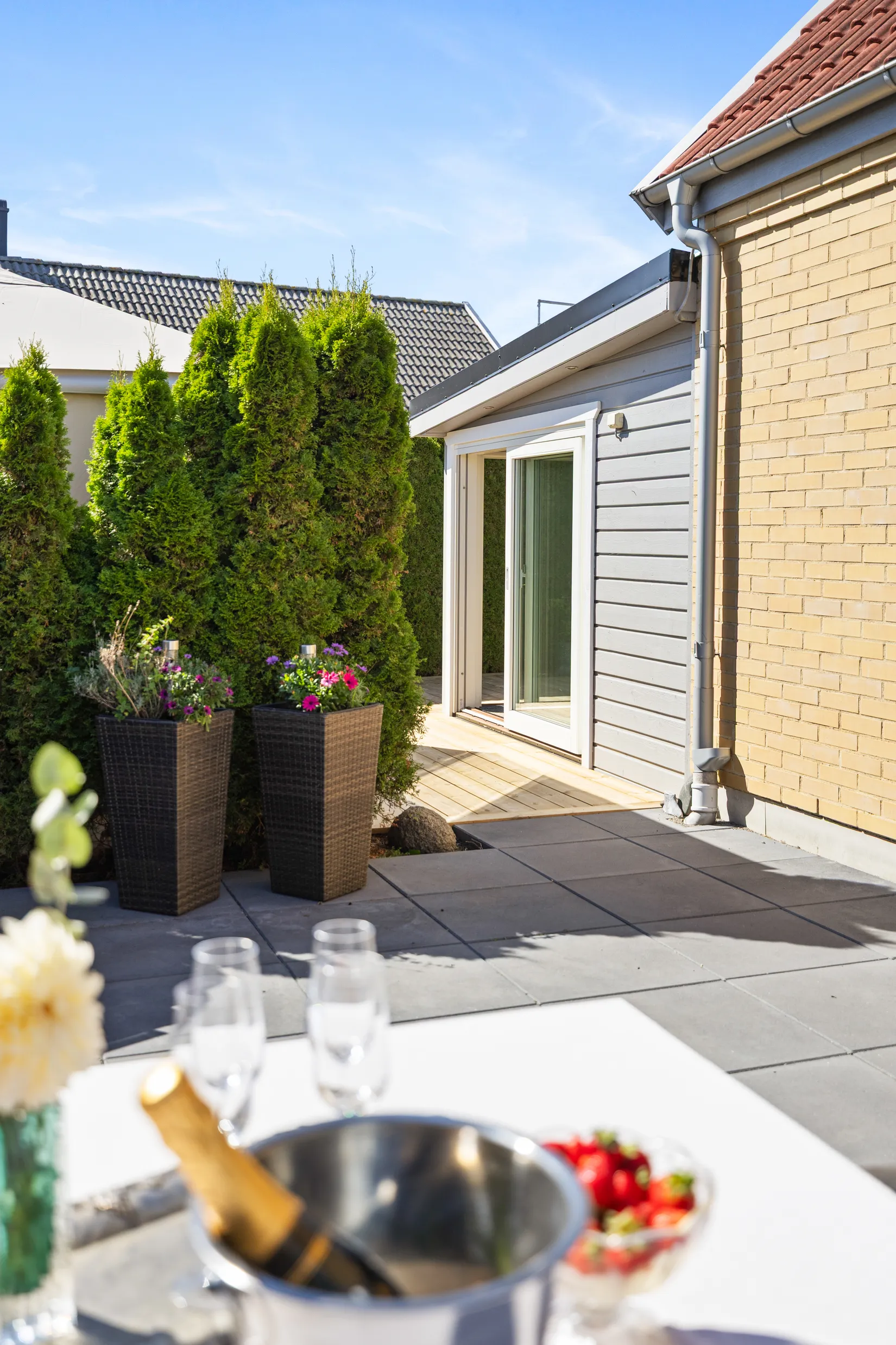 Villa, Möllebyggaregatan 8, Västra Sjöstaden, Ystad