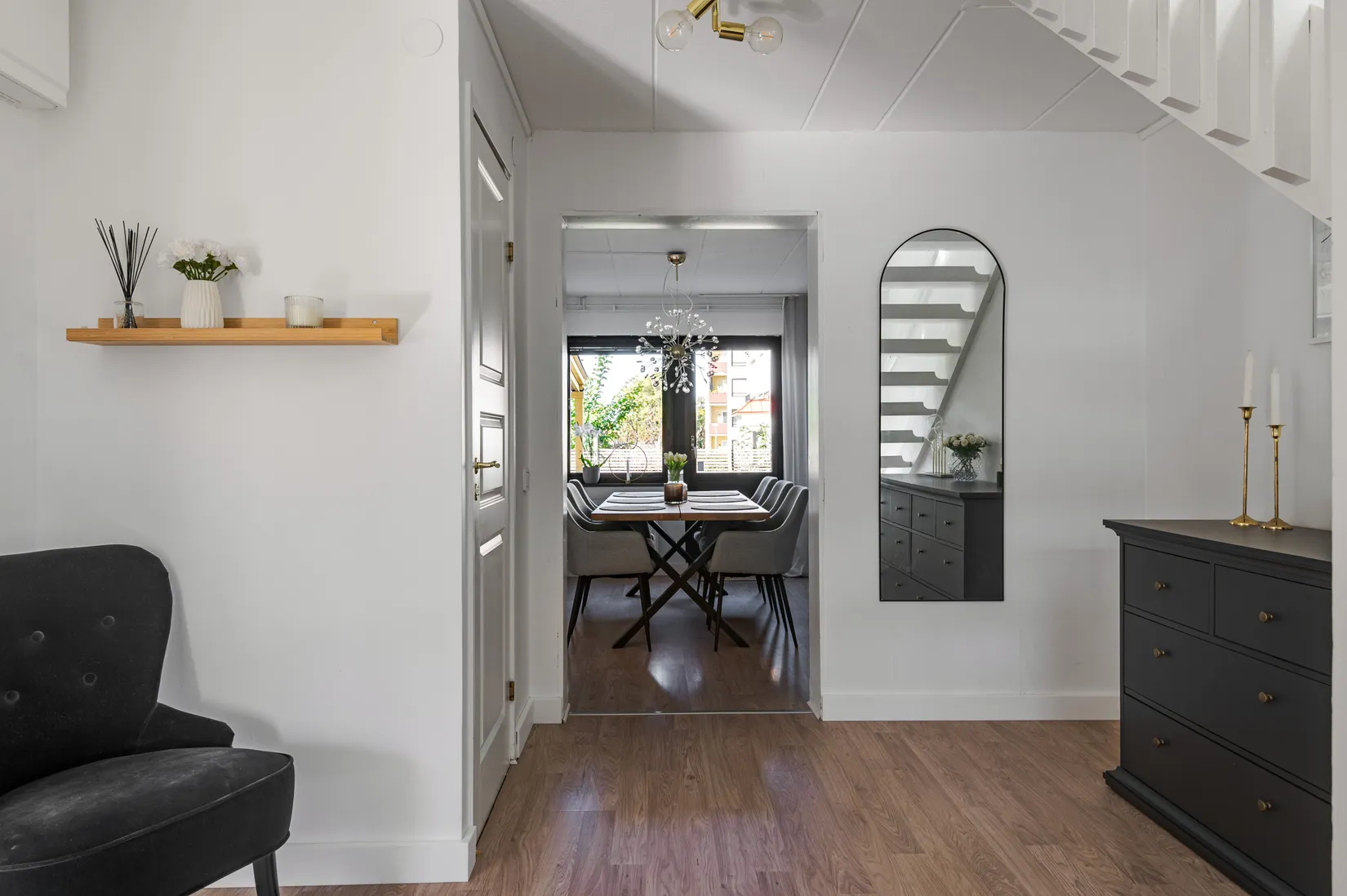 Radhus, Parkgatan 5B, Mjölby