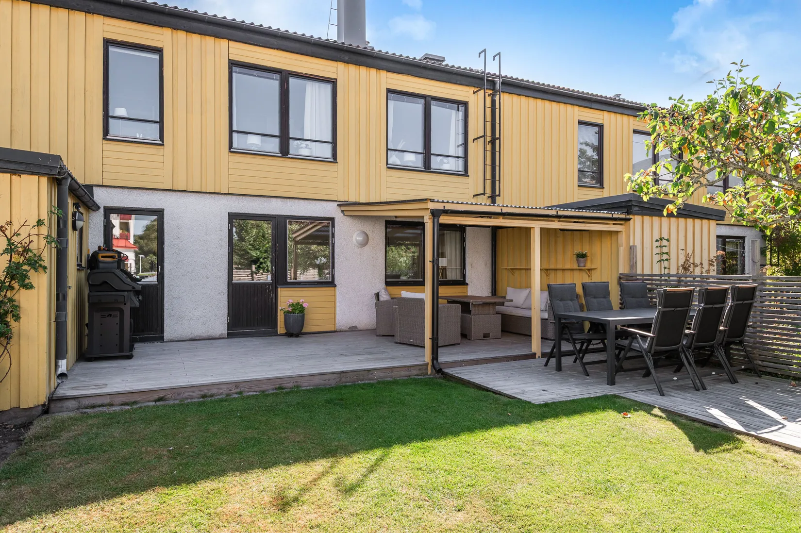 Radhus, Parkgatan 5B, Mjölby