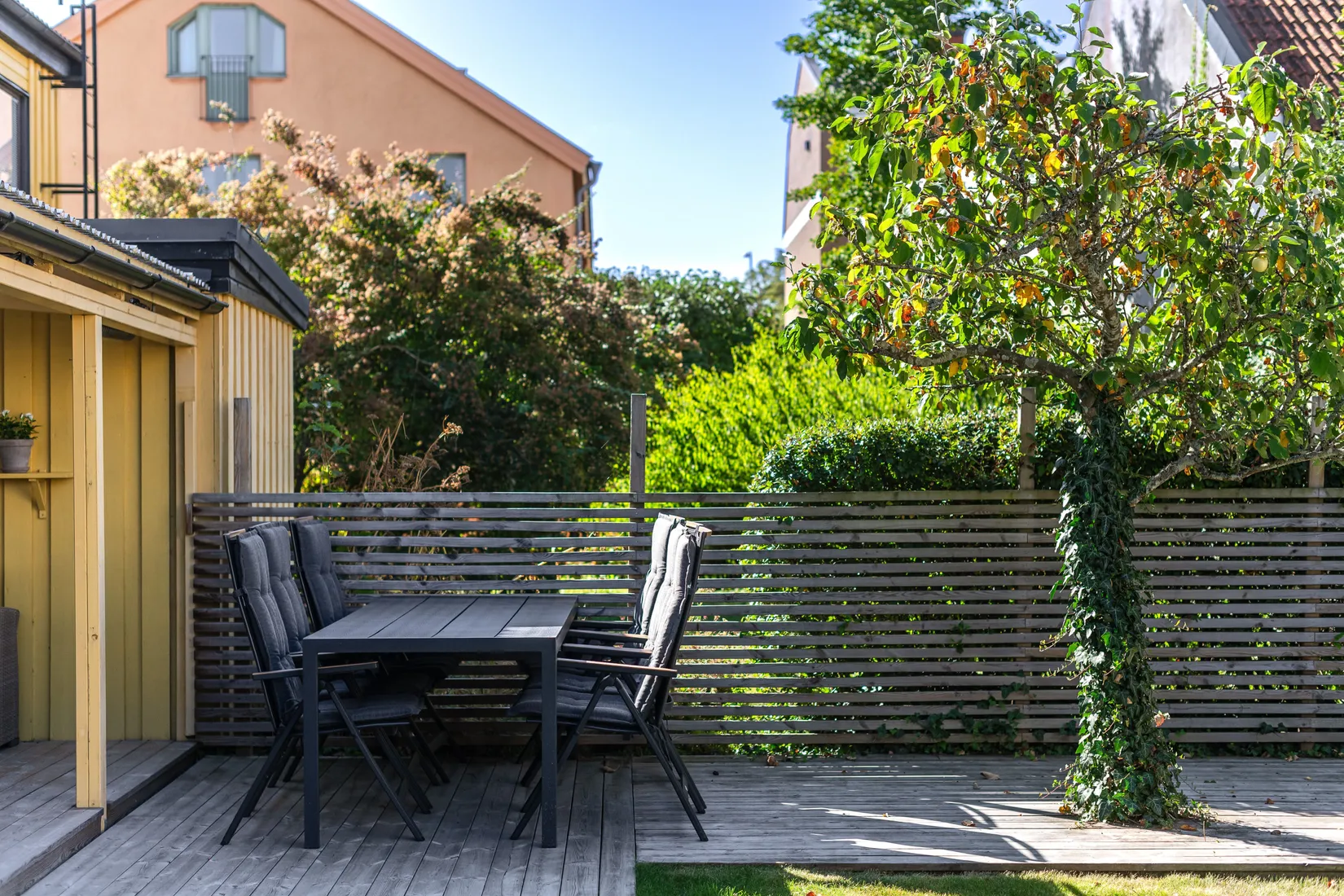 Radhus, Parkgatan 5B, Mjölby