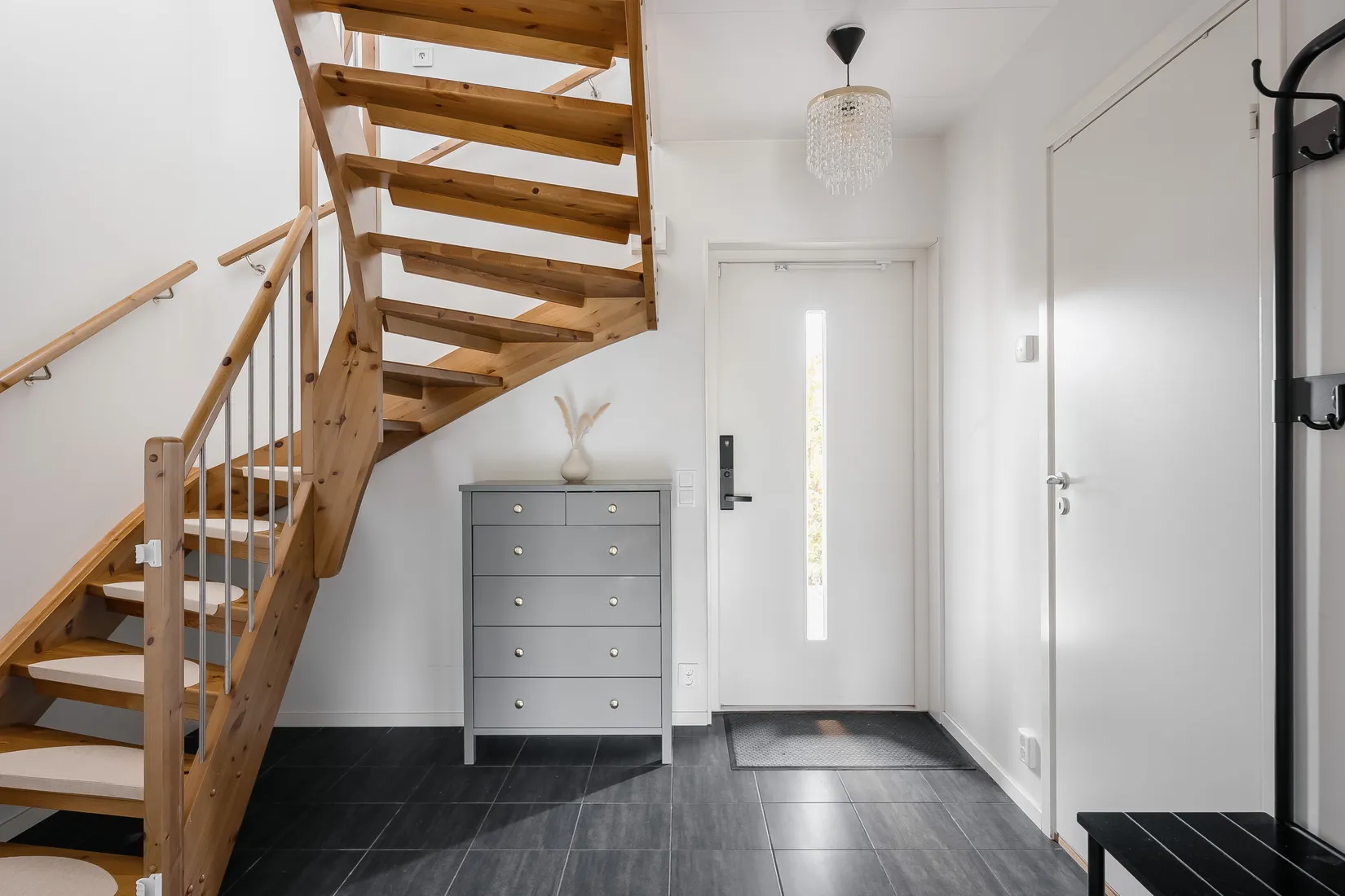Radhus, Vilkmansgatan 23, Trädgårdsstaden, Skövde