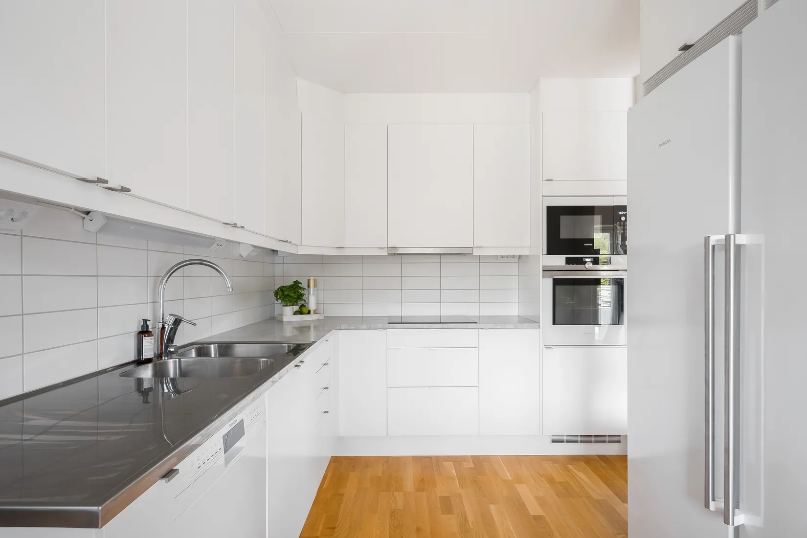 Radhus, Vilkmansgatan 23, Trädgårdsstaden, Skövde