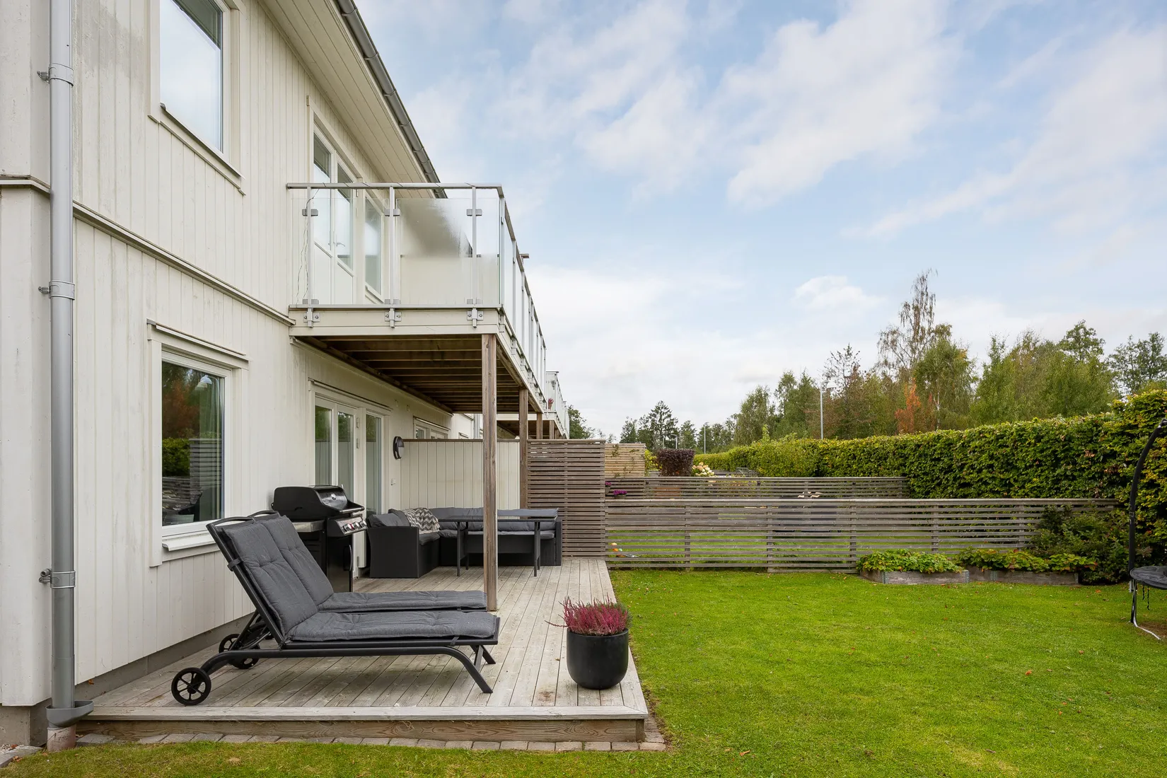 Radhus, Vilkmansgatan 23, Trädgårdsstaden, Skövde