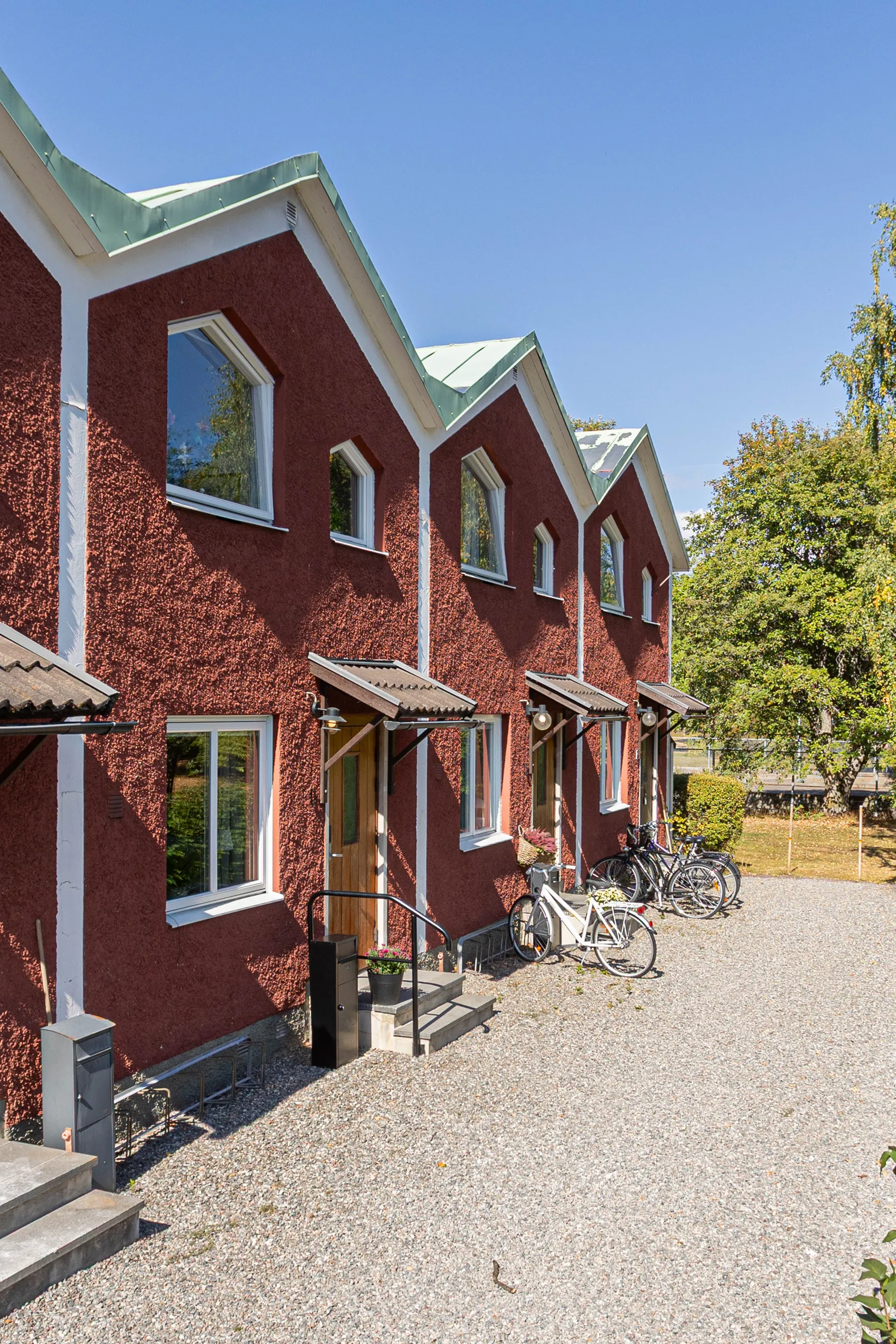 Radhus, Dybecksgatan 18D, Skallberget, Västerås