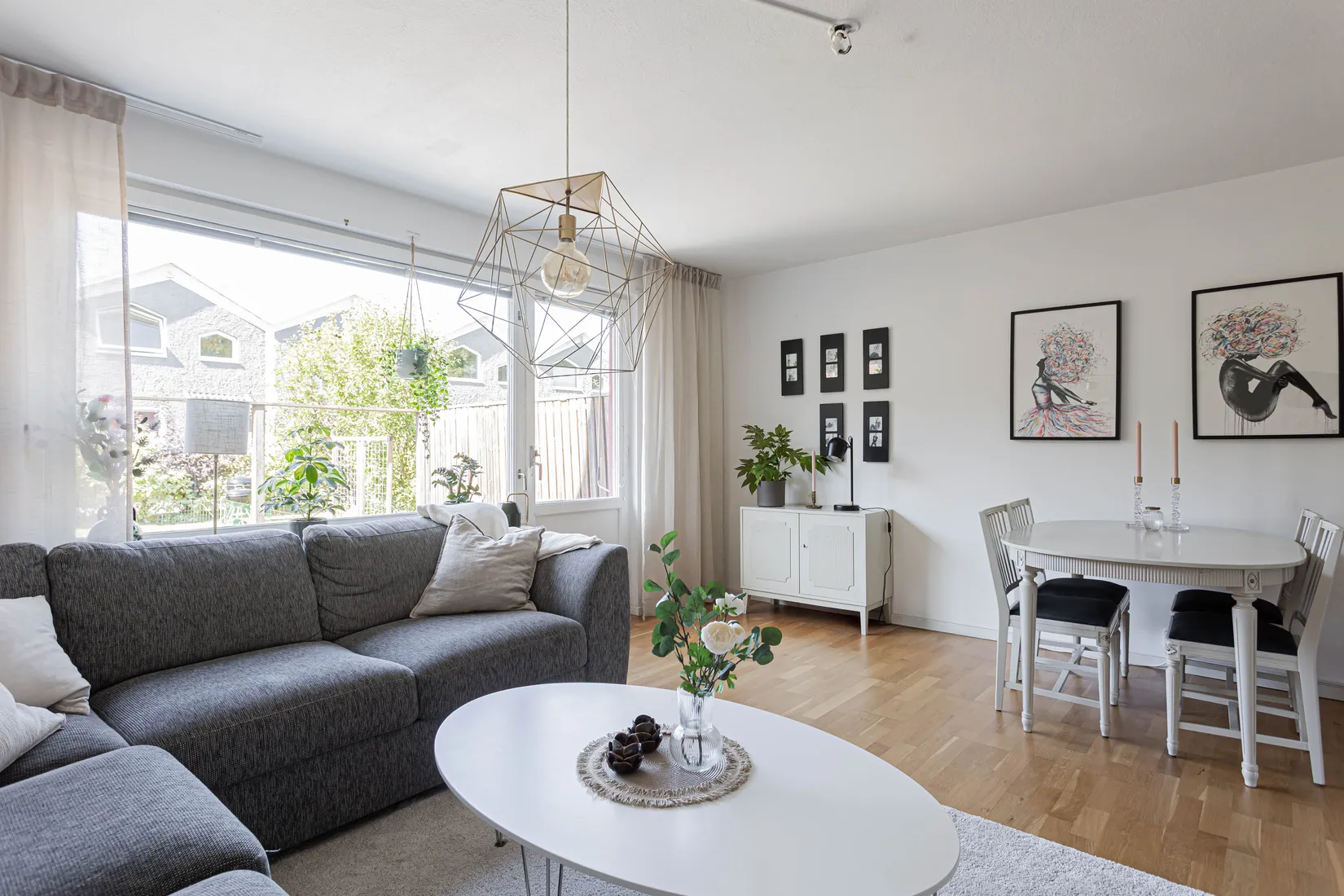 Radhus, Dybecksgatan 18D, Skallberget, Västerås