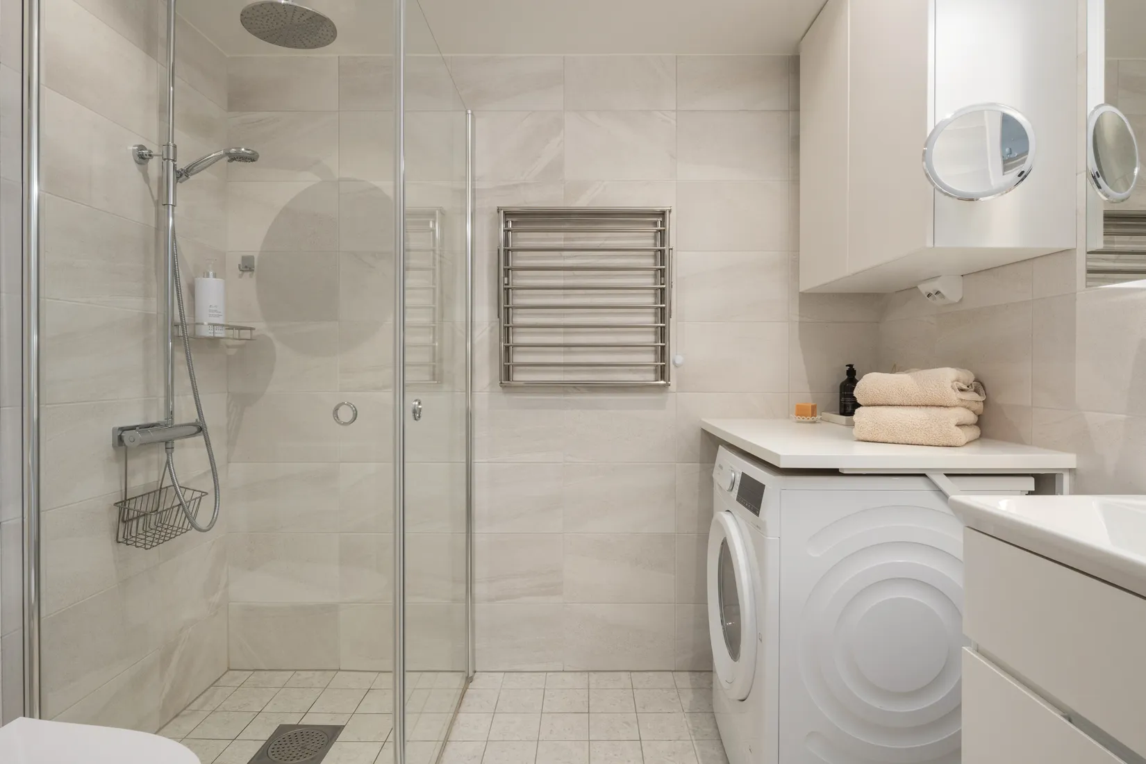 Bostadsrätt, Oskarslundsbacken 39, 5 tr!, Liljeholmskajen, Stockholm
