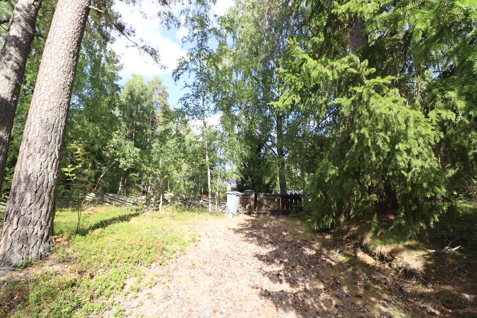 Fritidshus, Sättrabyvägen 133 och 131B, Sättraby, Norrtälje