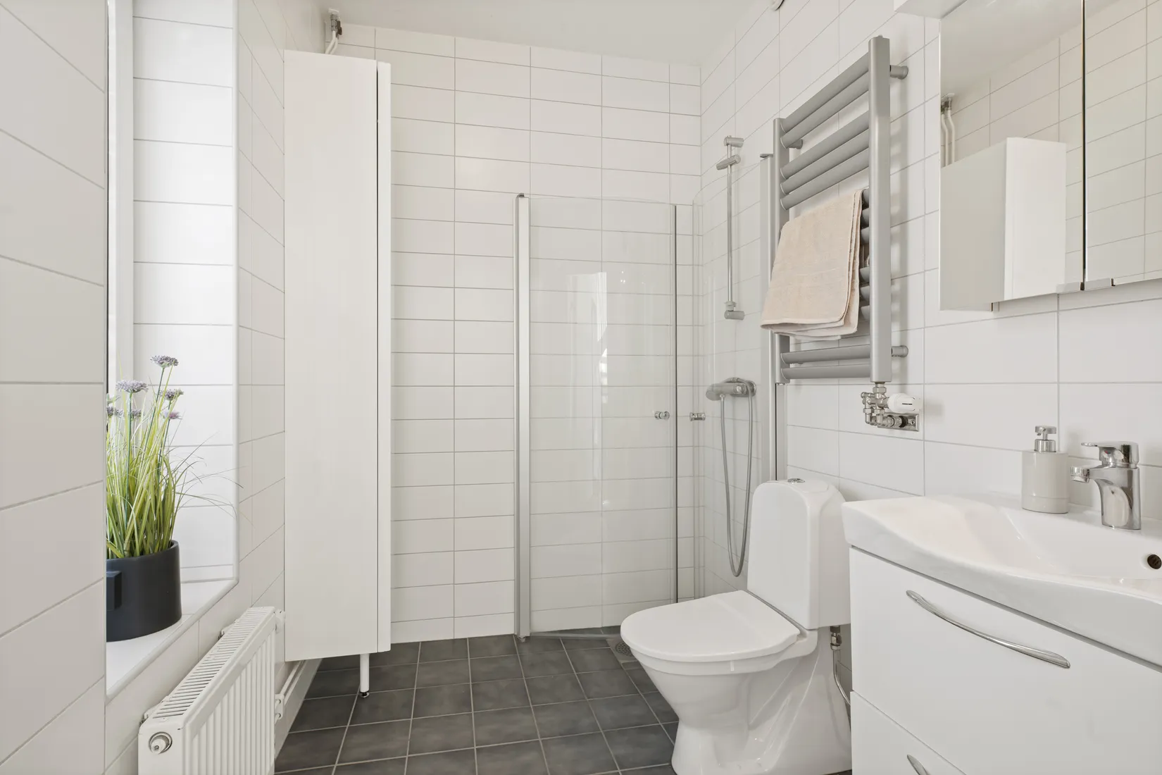 Villa, Lupinvägen 36, Lövstalöt, Uppsala