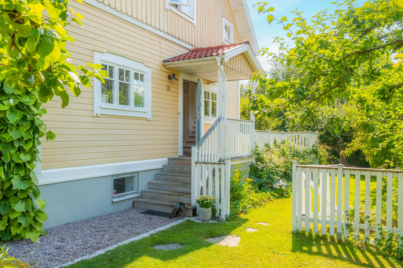 Villa, Runebergsgatan 4, Östra Villastaden, Nyköping