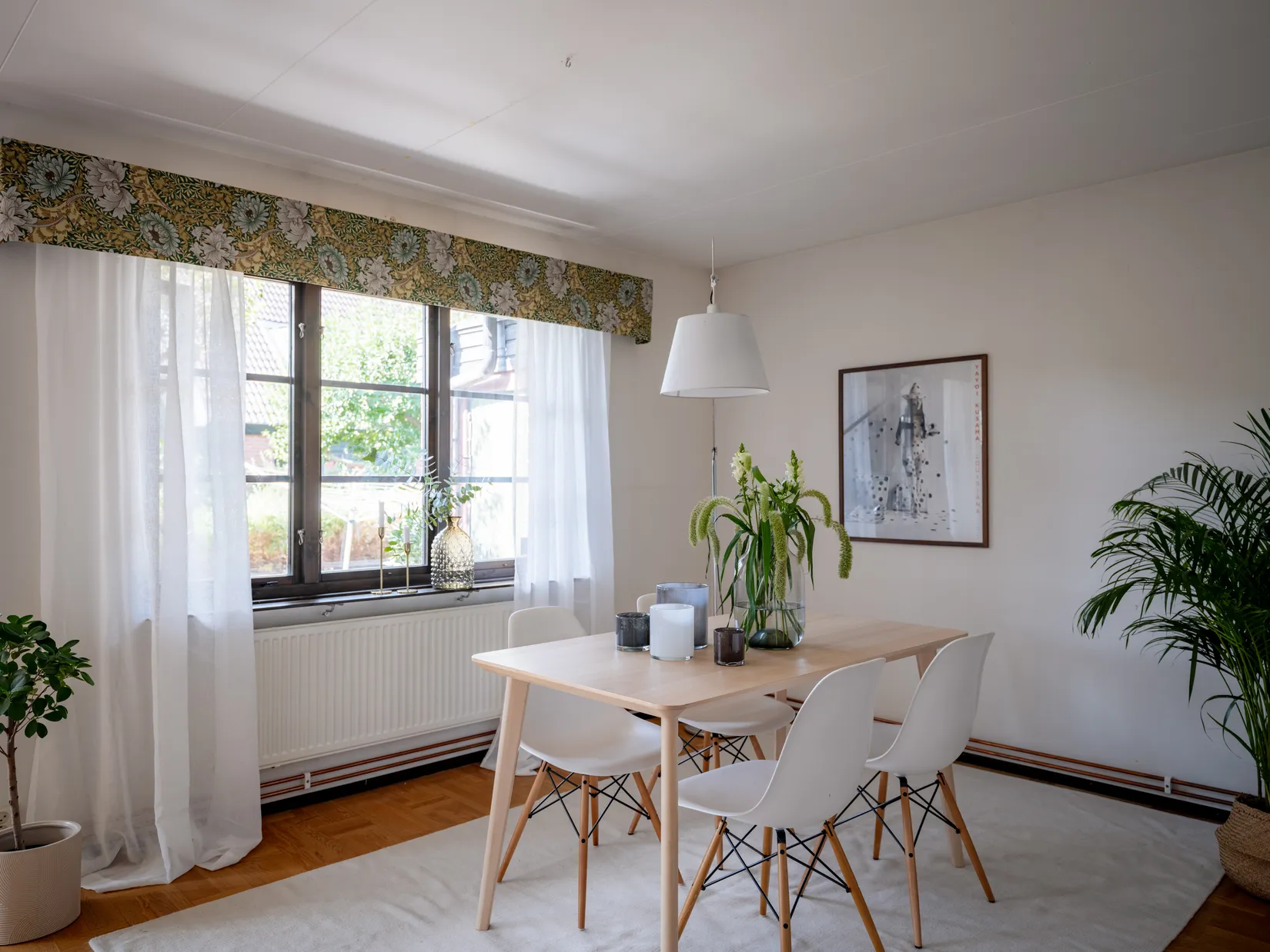 Radhus, Gyllenstiernas väg 43, Näsbypark, Täby