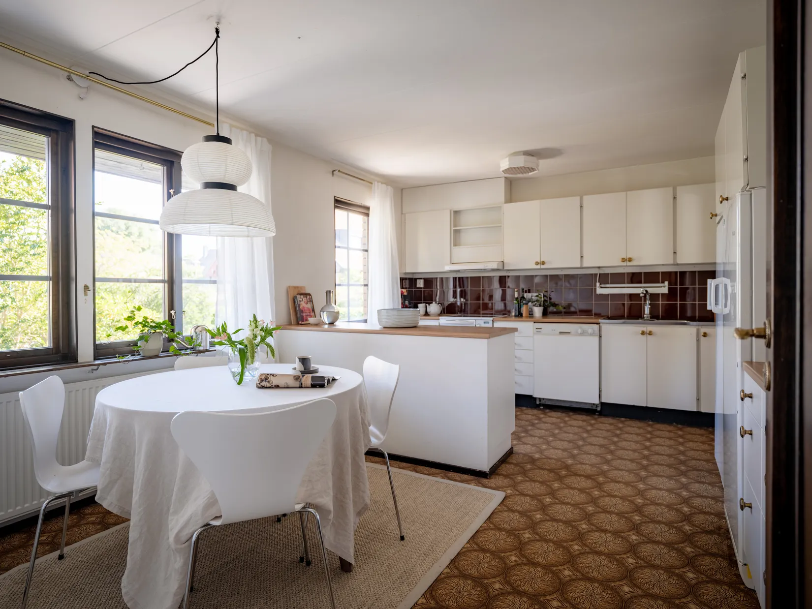 Radhus, Gyllenstiernas väg 43, Näsbypark, Täby