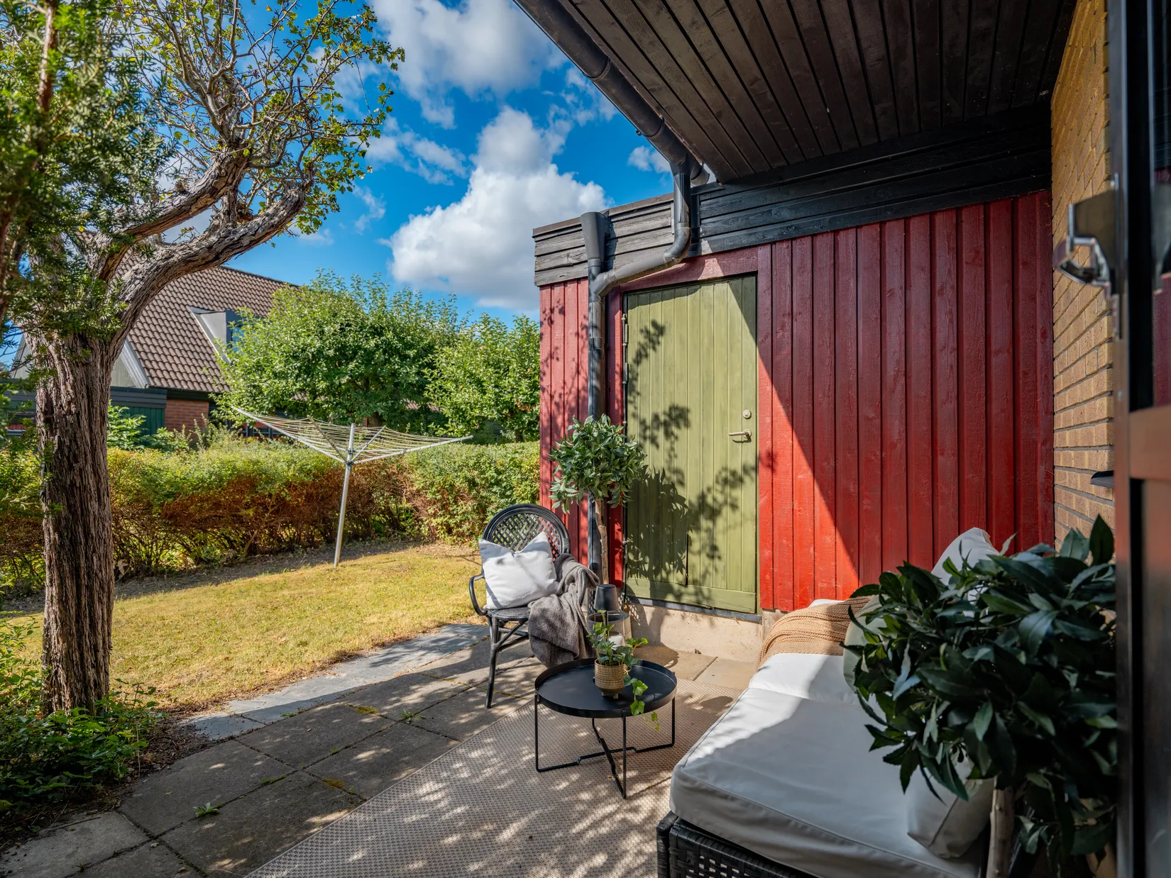 Radhus, Gyllenstiernas väg 43, Näsbypark, Täby