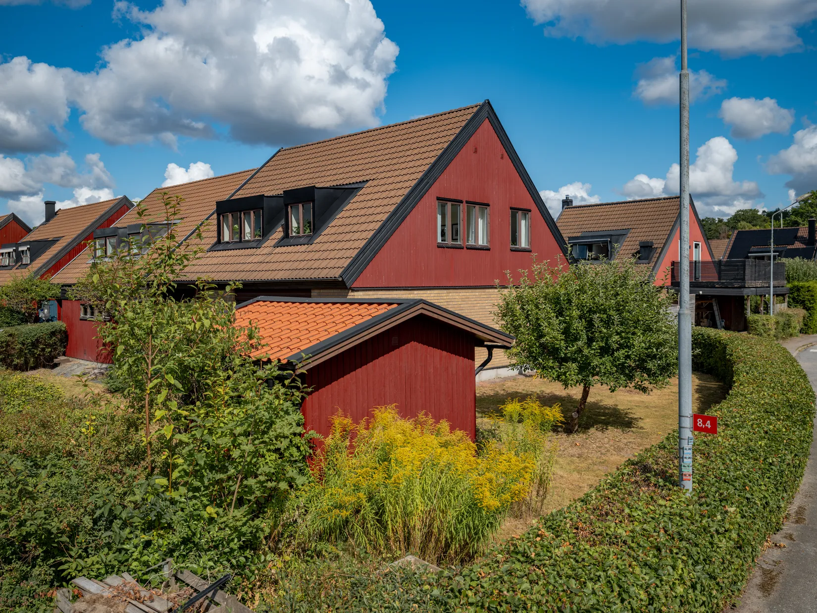 Radhus, Gyllenstiernas väg 43, Näsbypark, Täby