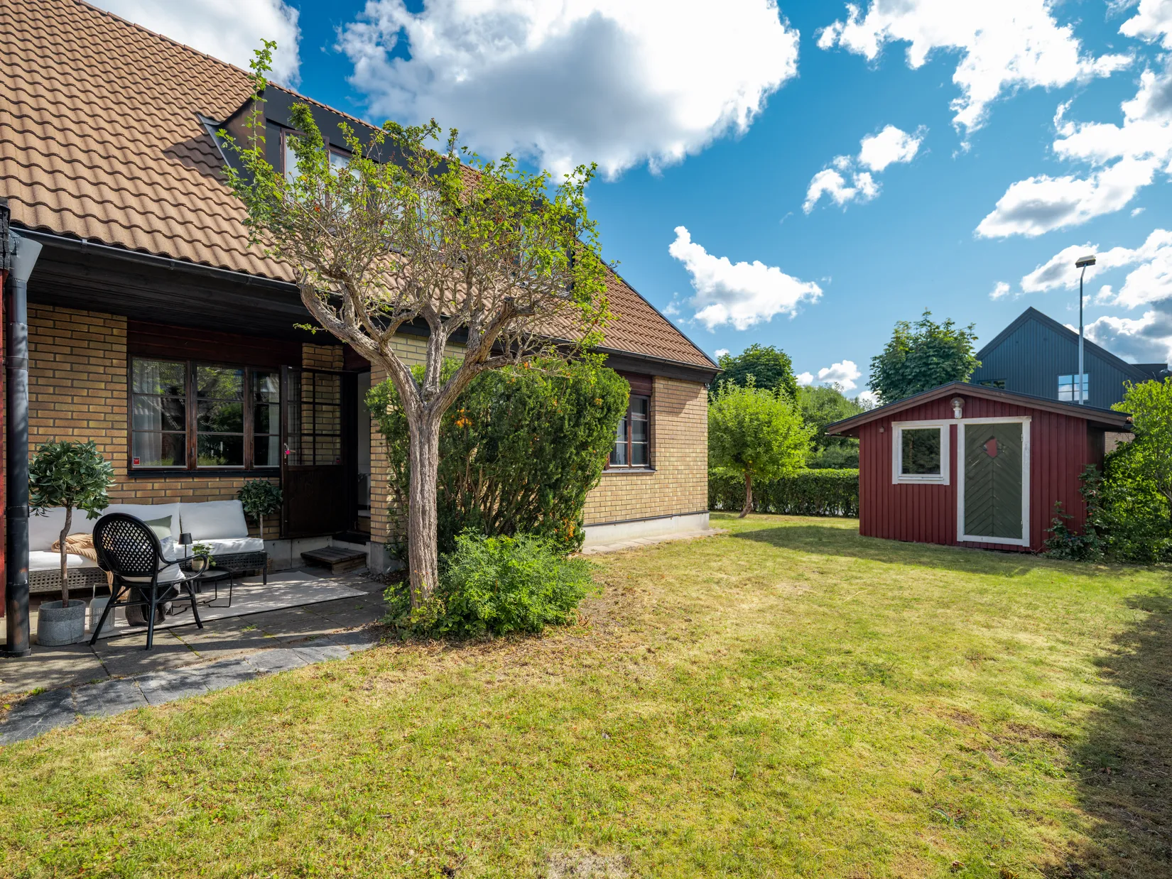 Radhus, Gyllenstiernas väg 43, Näsbypark, Täby