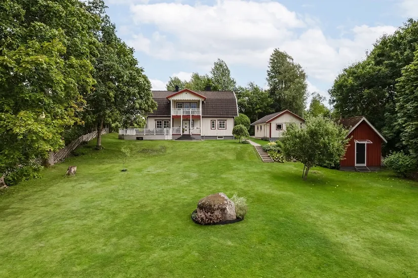 Villa, Bergfinksvägen 3, Fegen, Falkenberg