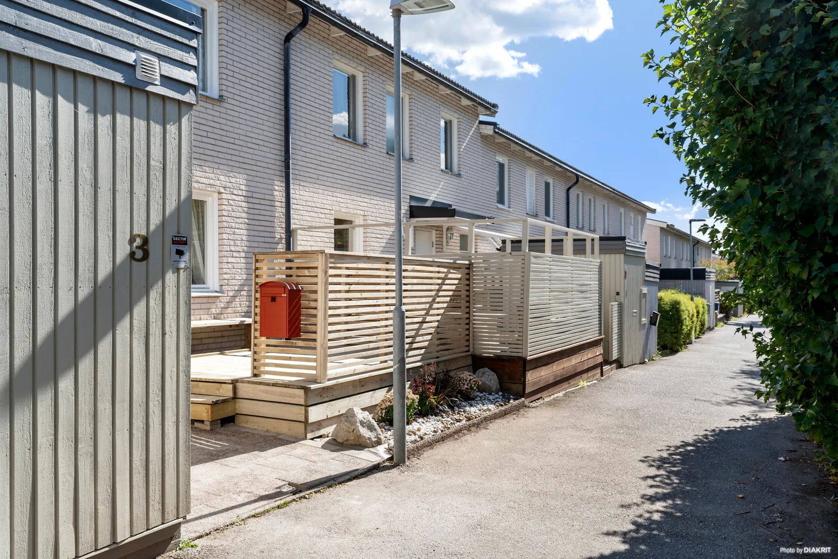 Radhus, Krikonstigen 3, Upplands-Bro