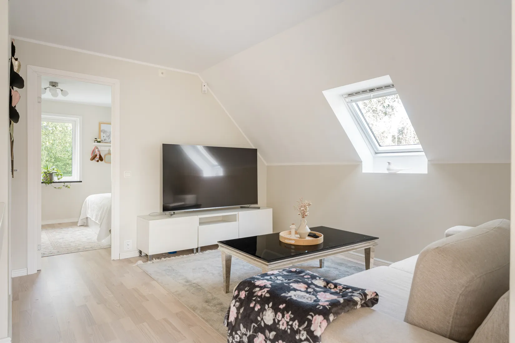 Villa, KÄLLVÄGEN 16, Vallabrink, Täby