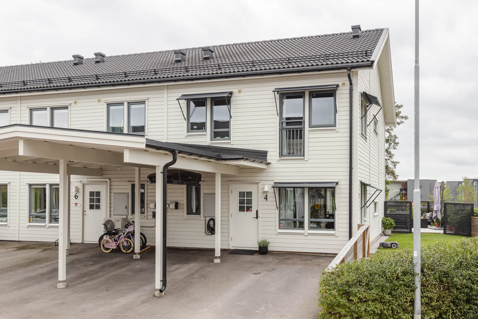 Radhus, Älvdansvägen 4, Älvkullen, Västerås