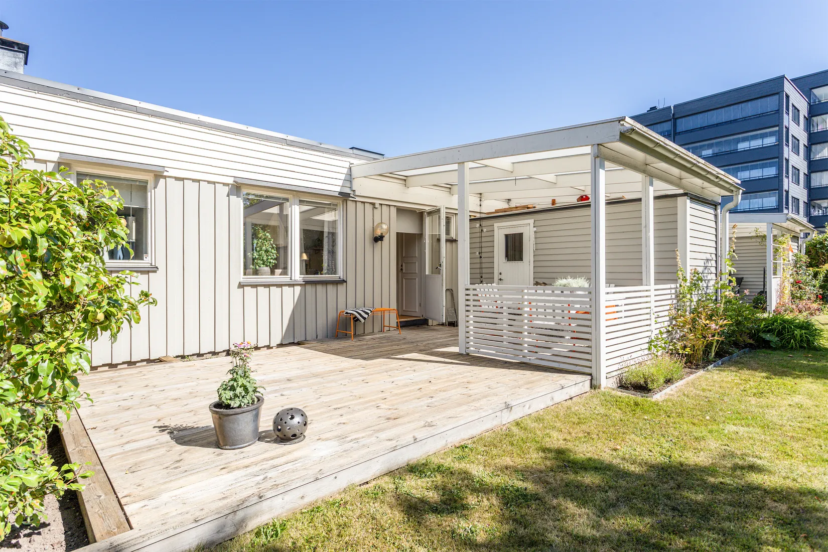 Radhus, Hästhagsgatan 47, Nedre Öxnehaga, Jönköping