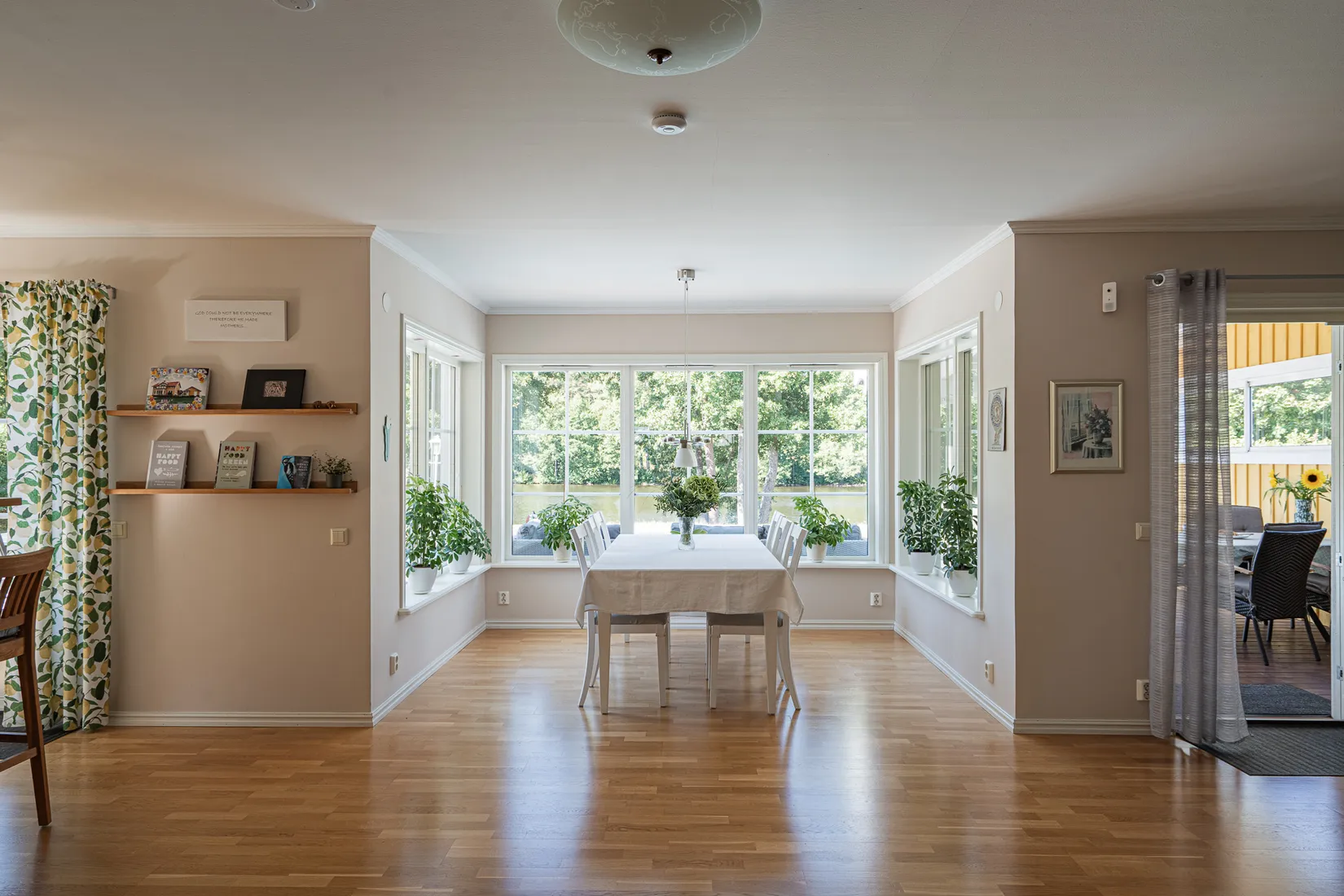 Villa, Trädgårdsvägen 21, Surahammar