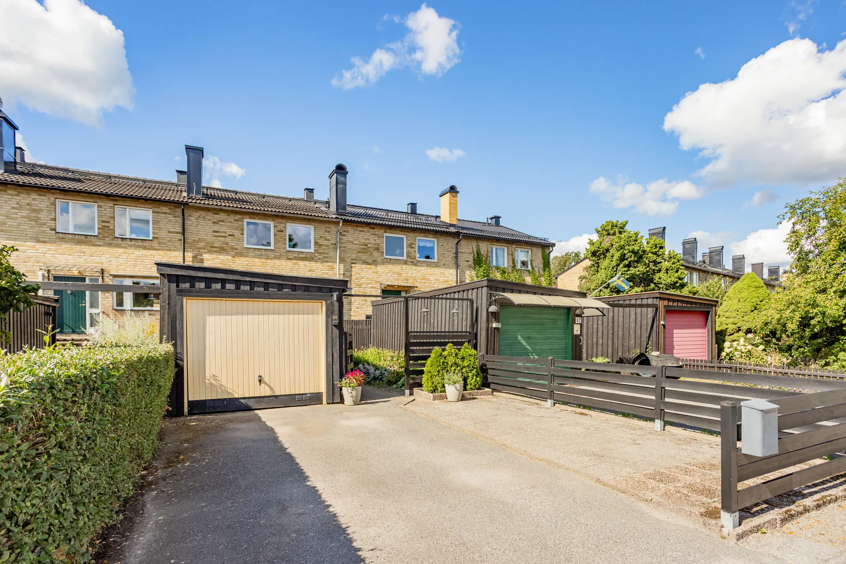 Radhus, VÄSTRA BANVÄGEN 84, Österskär/Tuna, Österåker