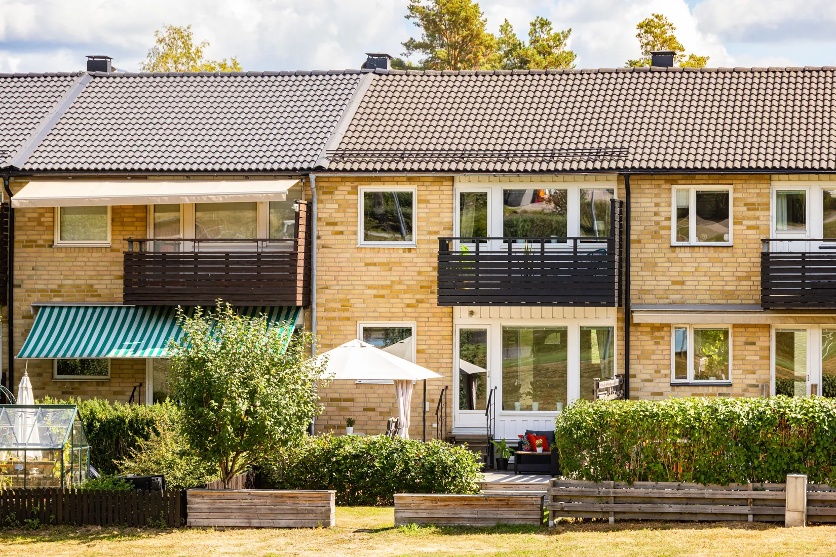 Radhus, VÄSTRA BANVÄGEN 84, Österskär/Tuna, Österåker