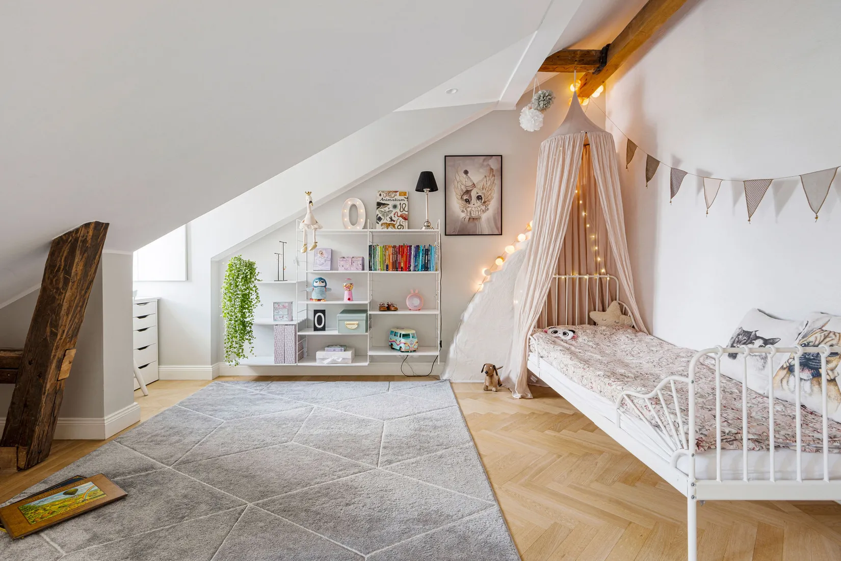 Bostadsrätt, Wollmar yxkullsgatan 38, vindsetage, Södermalm - Mariatorget, Stockholm