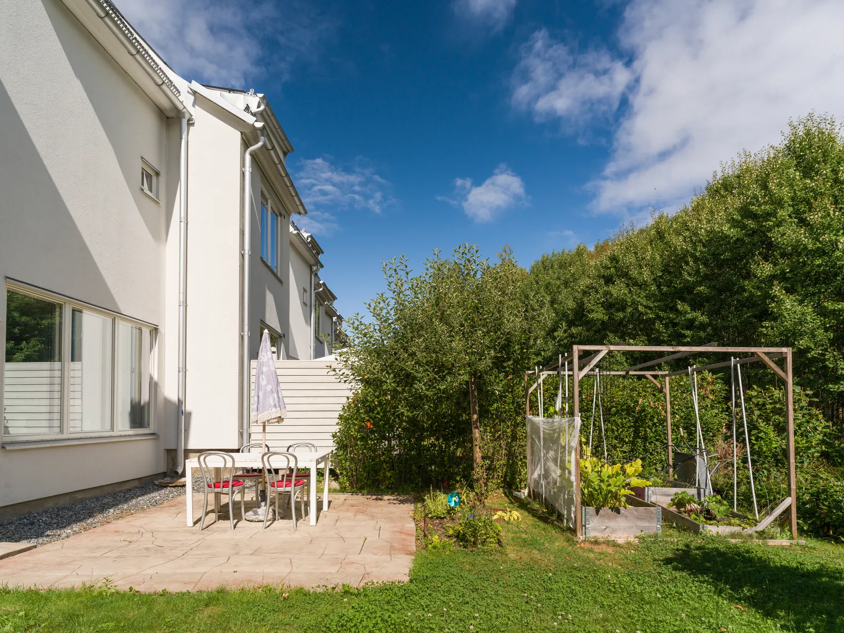 Radhus, Tumultgränd 214, Kälvesta, Stockholm