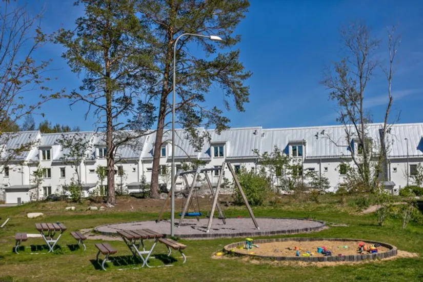 Radhus, Tumultgränd 214, Kälvesta, Stockholm