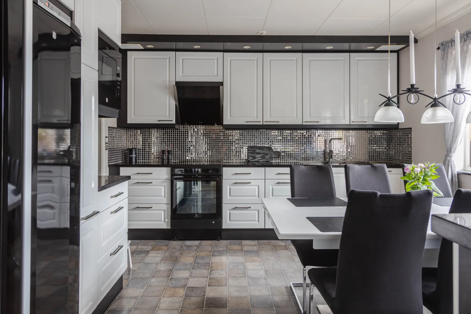 Villa, Grävlingvägen 32, Enköping