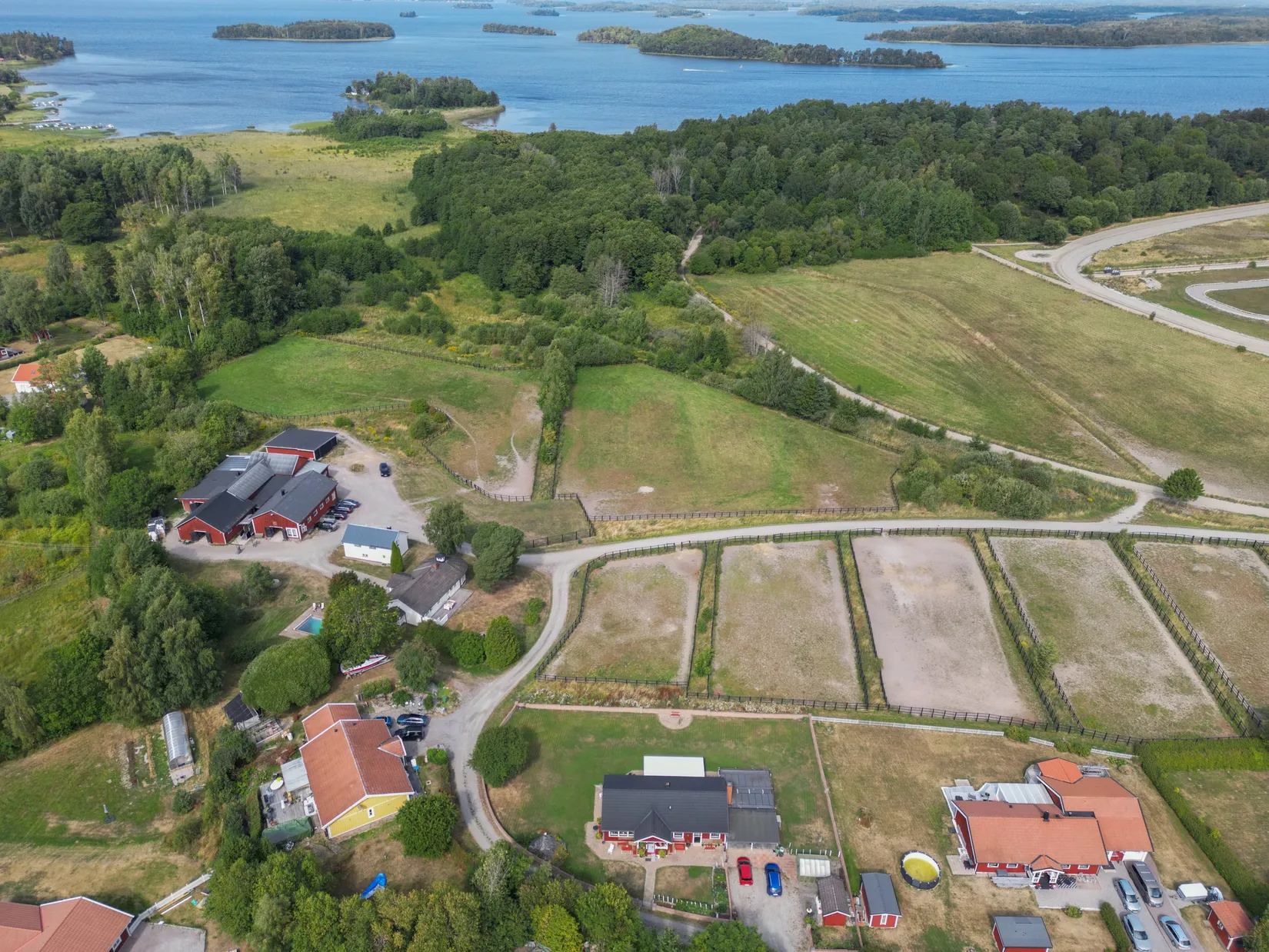 Gård/Skog, Stallbacken 57, Sundbyholm, Eskilstuna